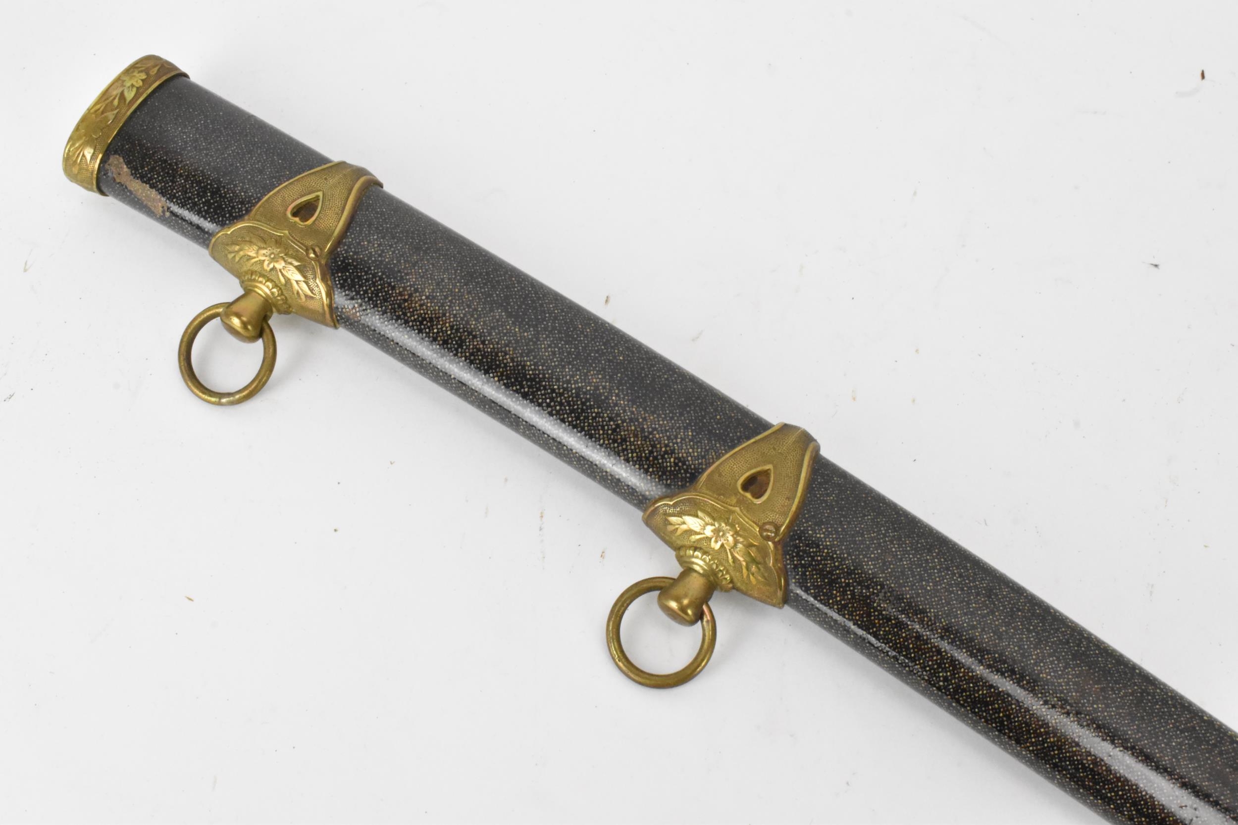 A Japanese Kaigunto naval sword, circa 1900, the blade made in a government workshop, anchor stamped - Image 18 of 19