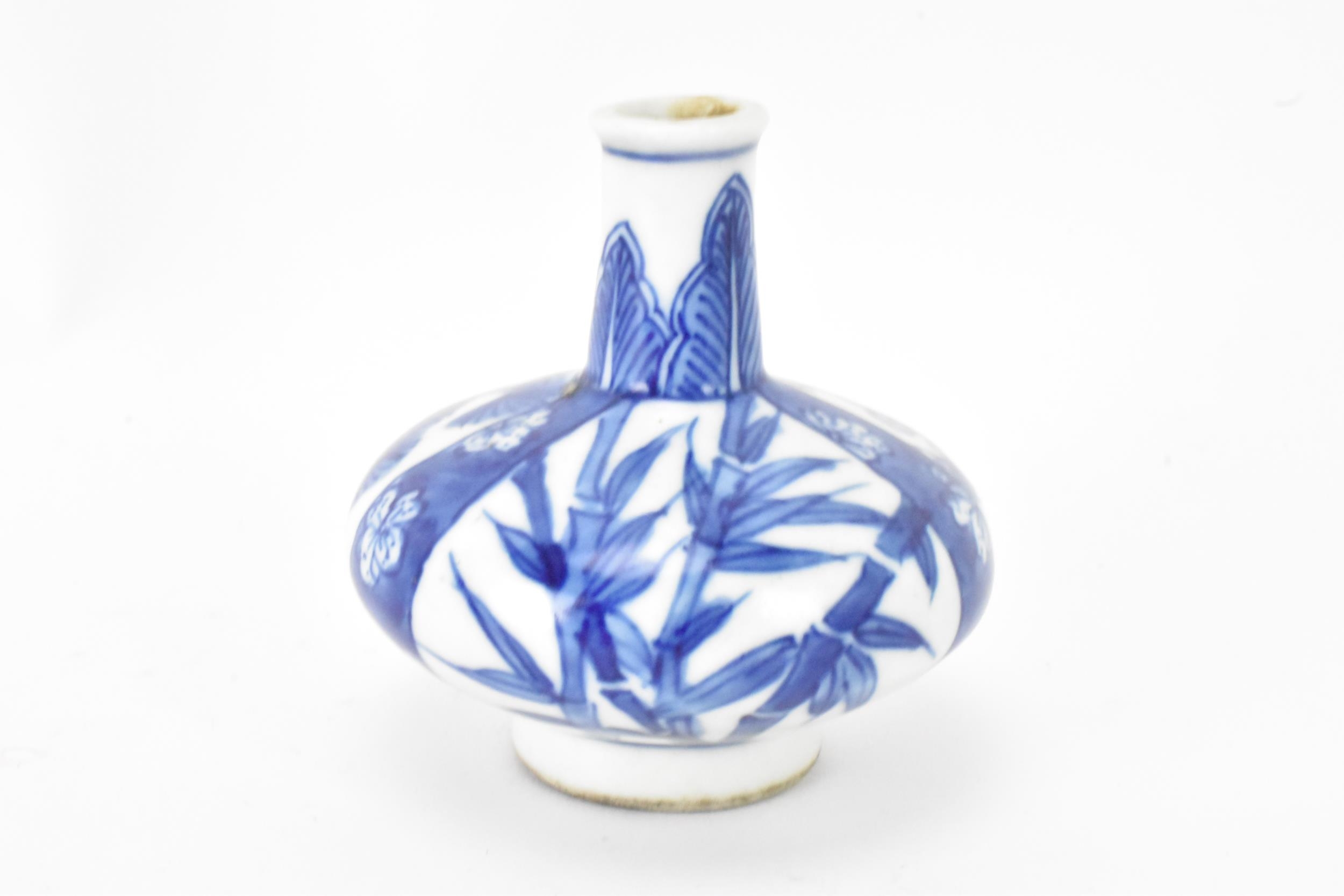 A Chinese miniature vase, Kangxi period (1660-1722) of squat baluster shape decorated in blue and - Image 3 of 5