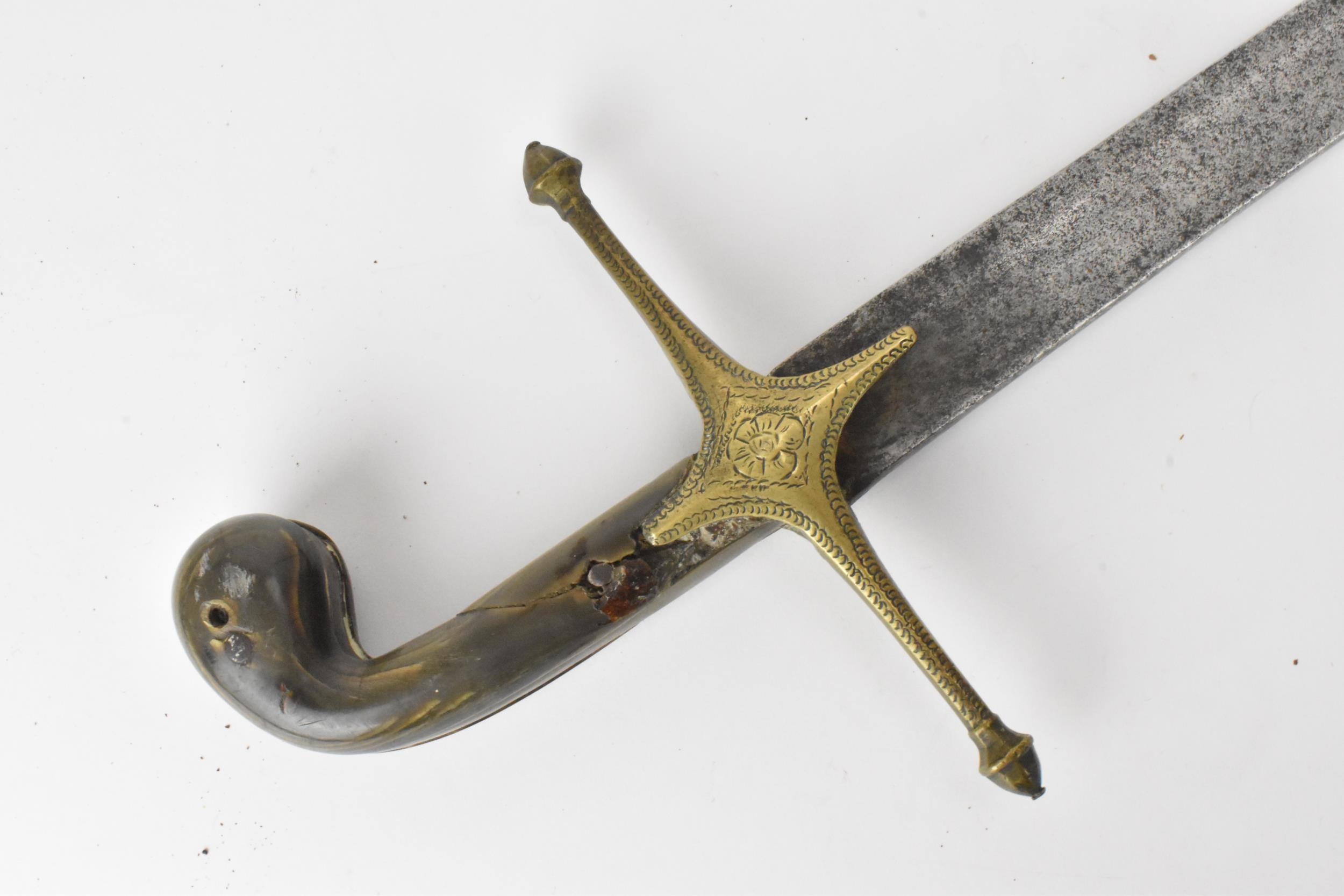An Ottoman Empire shamshir sword, having a curved blade with gilt calligraphy, characteristic gilt - Image 3 of 16