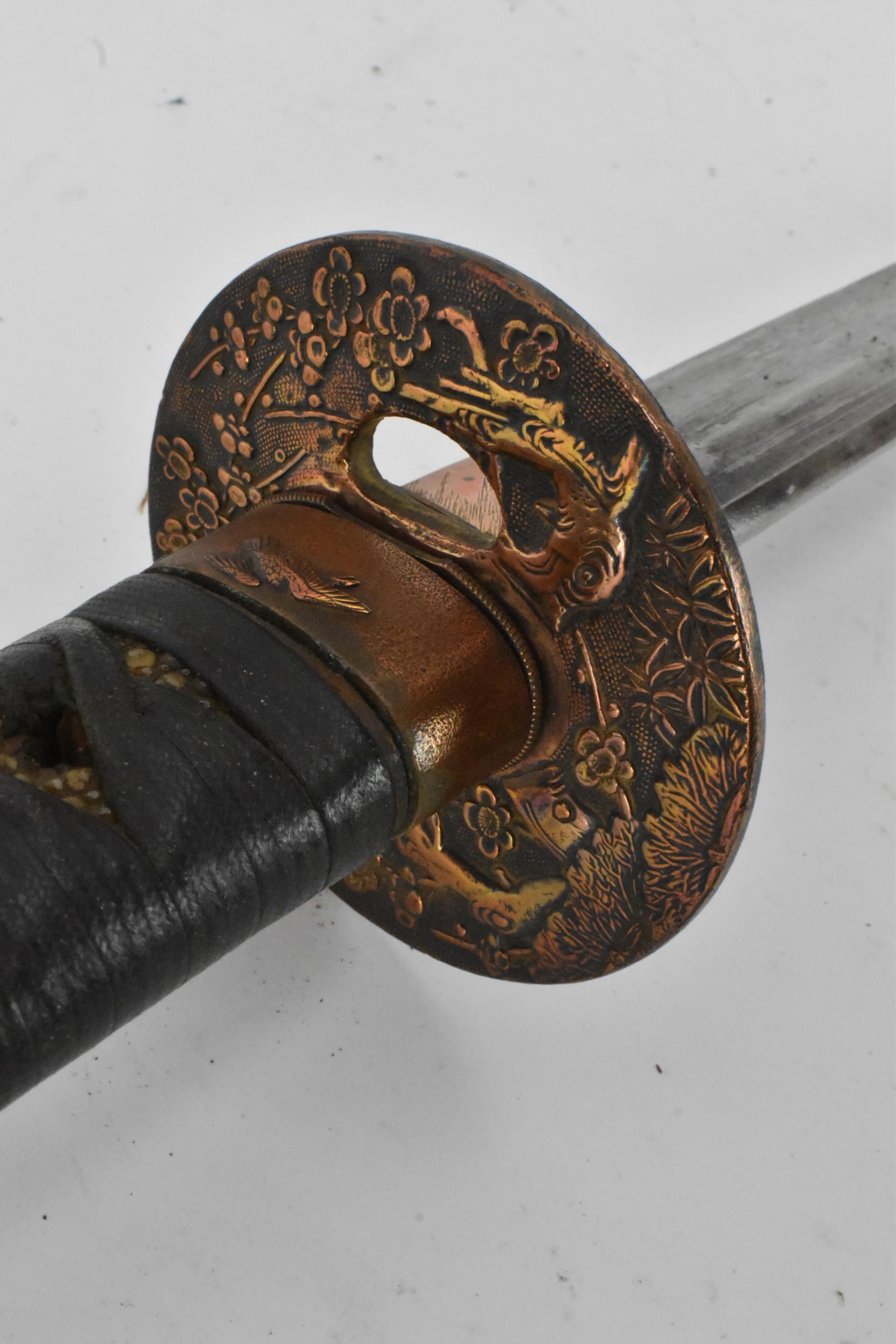 A Japanese Edo period Katana sword by Kawabe Suishinshi Masahide, circa 1750-1825, blade forged - Image 9 of 21