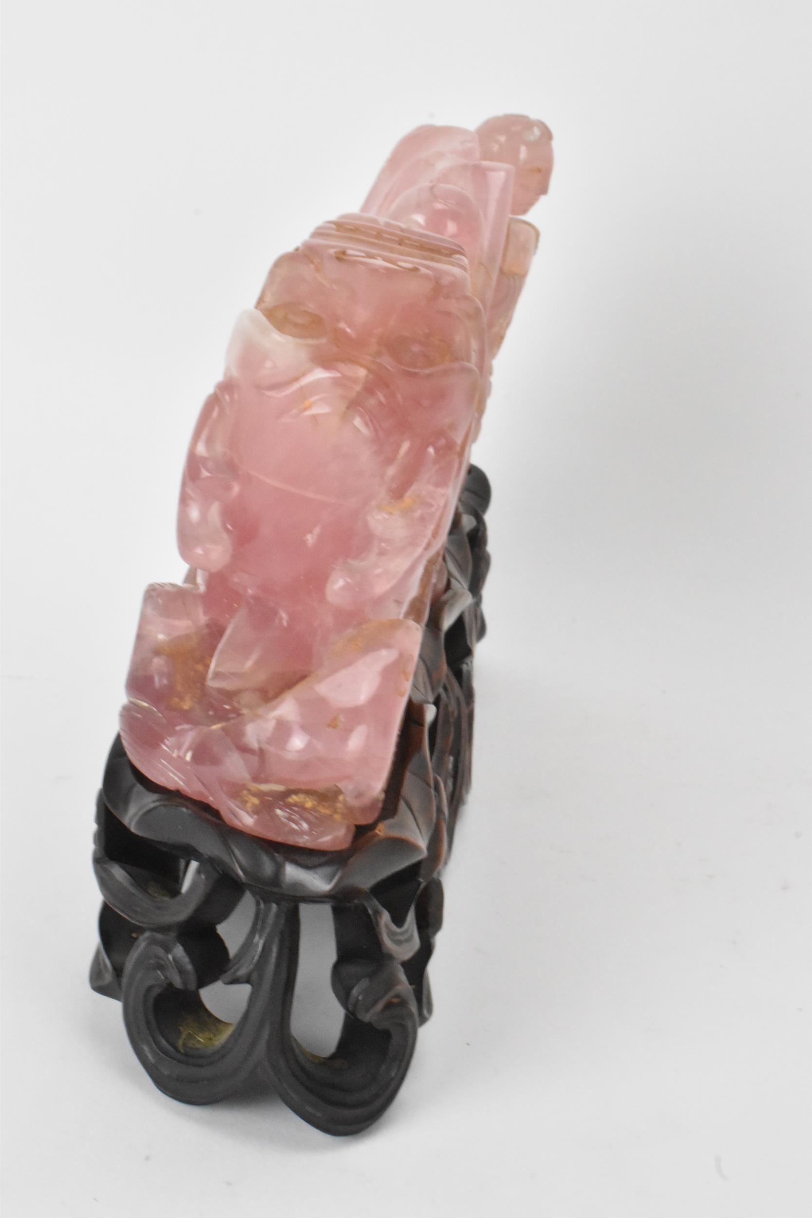 A Chinese 20th century rose quartz figural group of children in a nautical setting riding a sea - Image 4 of 6