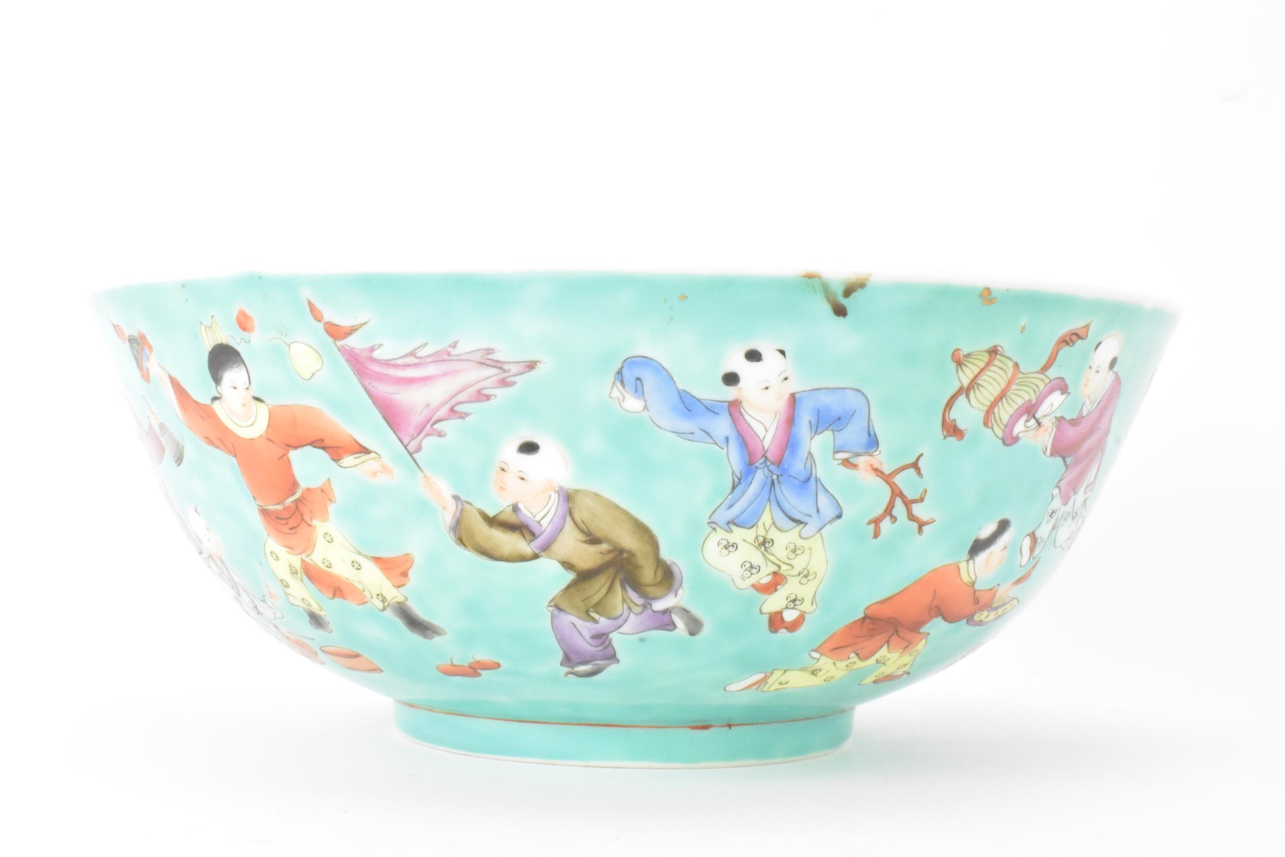 A Chinese Famille Rose porcelain bowl, on a turquoise ground and decorated in various enamels - Image 4 of 6