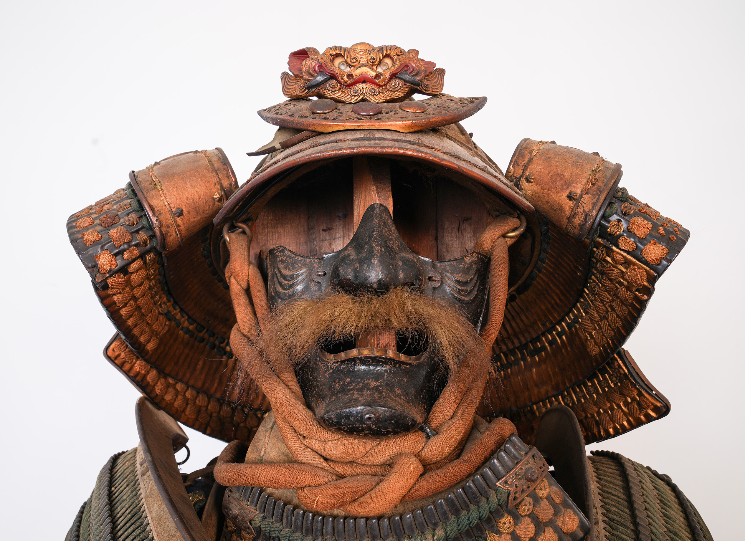 A Japanese 18th century Samurai Warriors Armour fitted with menpo facial armour, a kabuto helmet - Image 16 of 16
