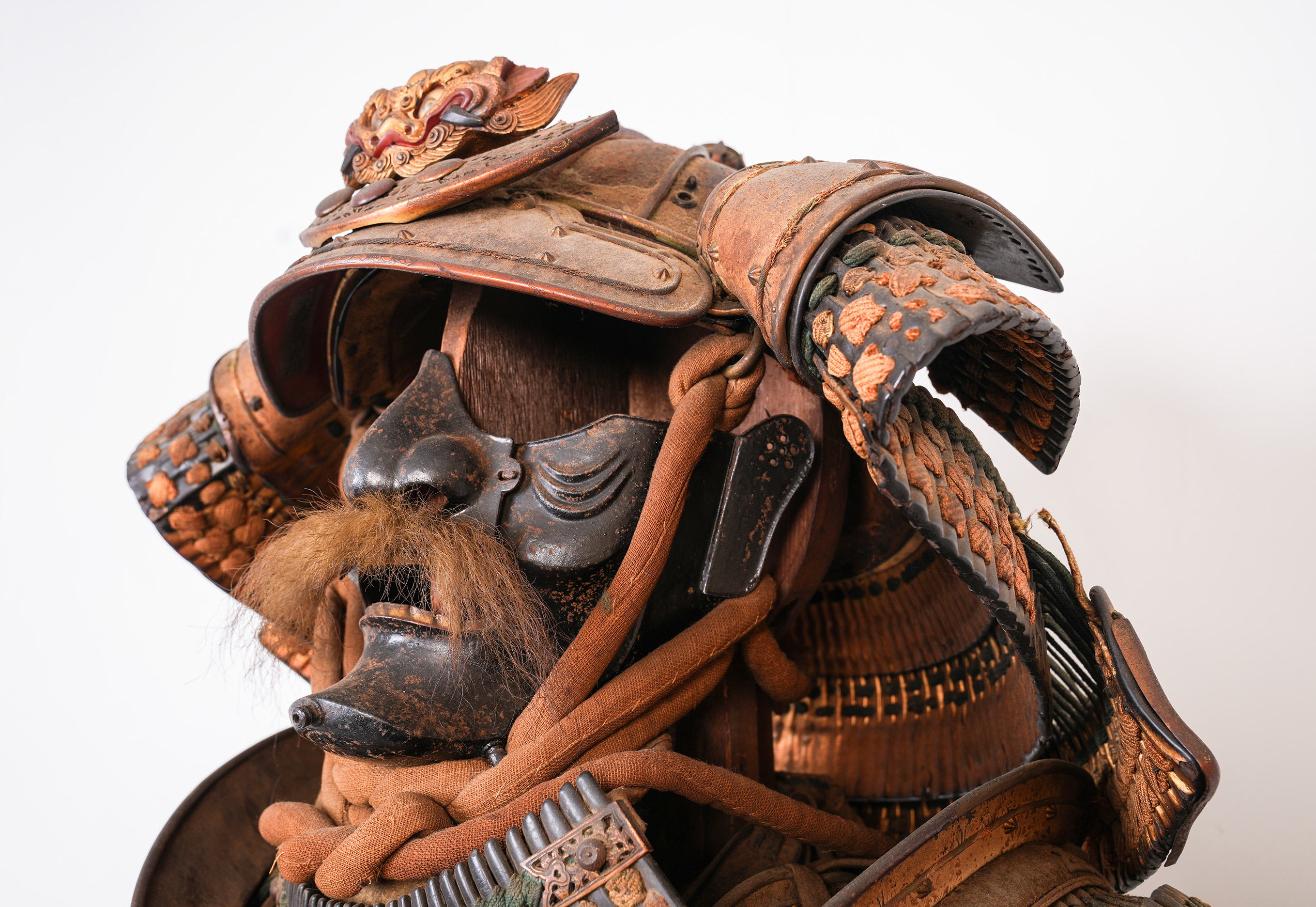 A Japanese 18th century Samurai Warriors Armour fitted with menpo facial armour, a kabuto helmet - Image 9 of 16