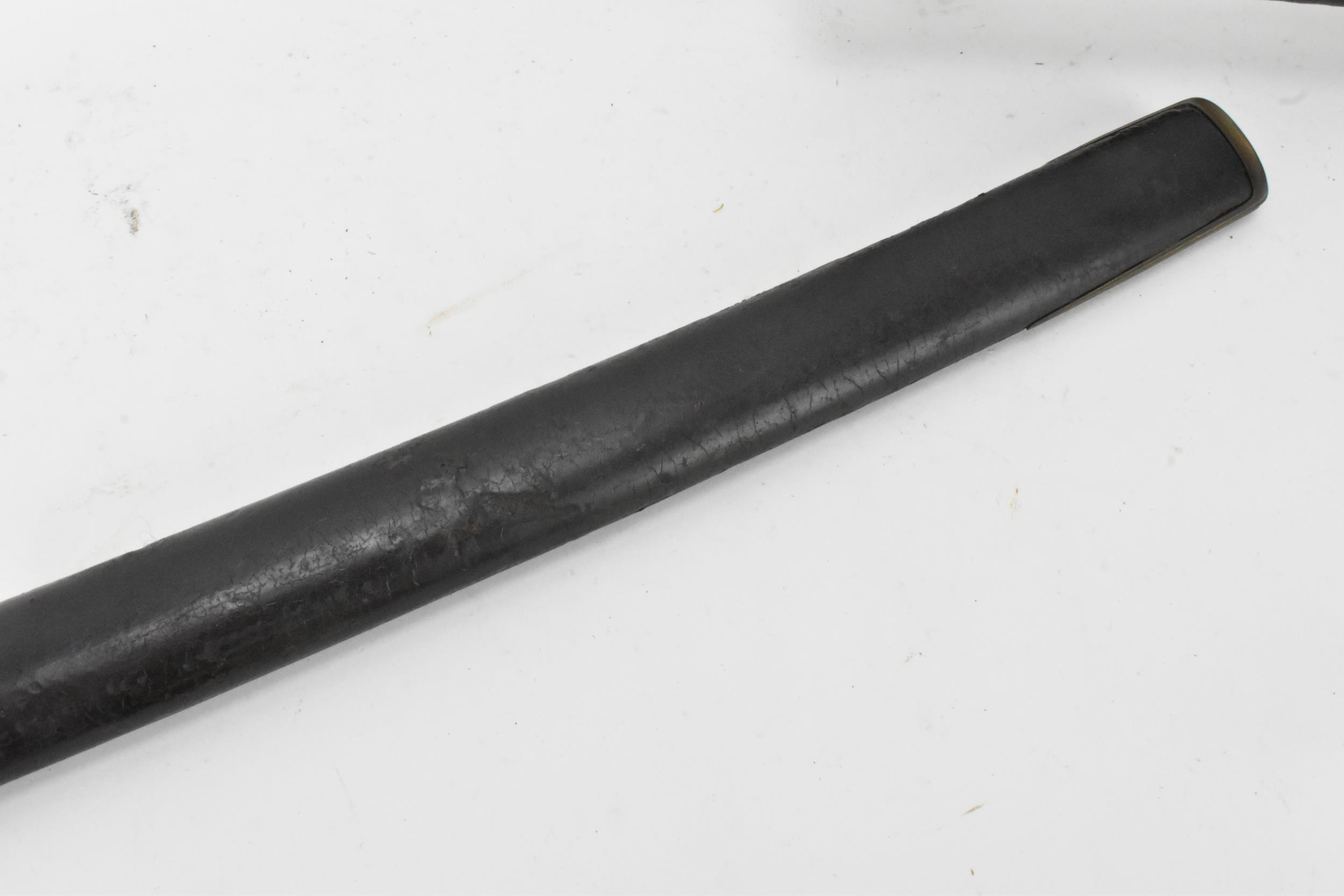 A Japanese Edo period Katana sword by Kawabe Suishinshi Masahide, circa 1750-1825, blade forged - Image 21 of 21