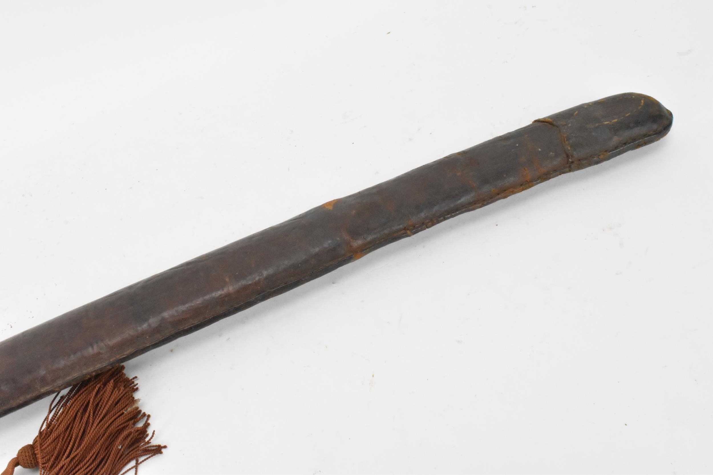 A Japanese WWII Shin-Gunto neo army officers sword, circa 1937-45, the blade inscribed Kio - Image 20 of 21
