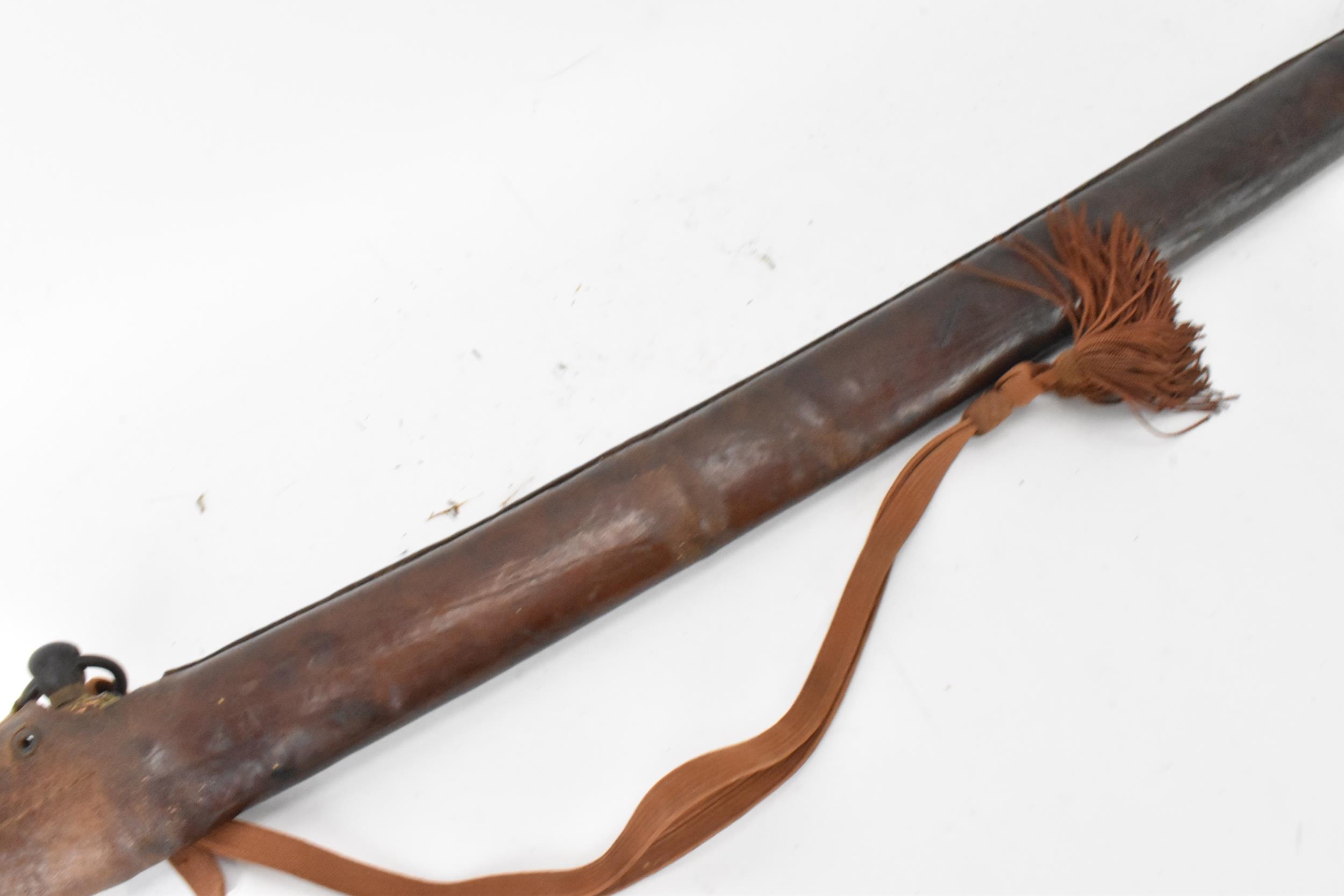 A Japanese WWII Shin-Gunto neo army officers sword, circa 1937-45, the blade inscribed Kio - Image 16 of 21