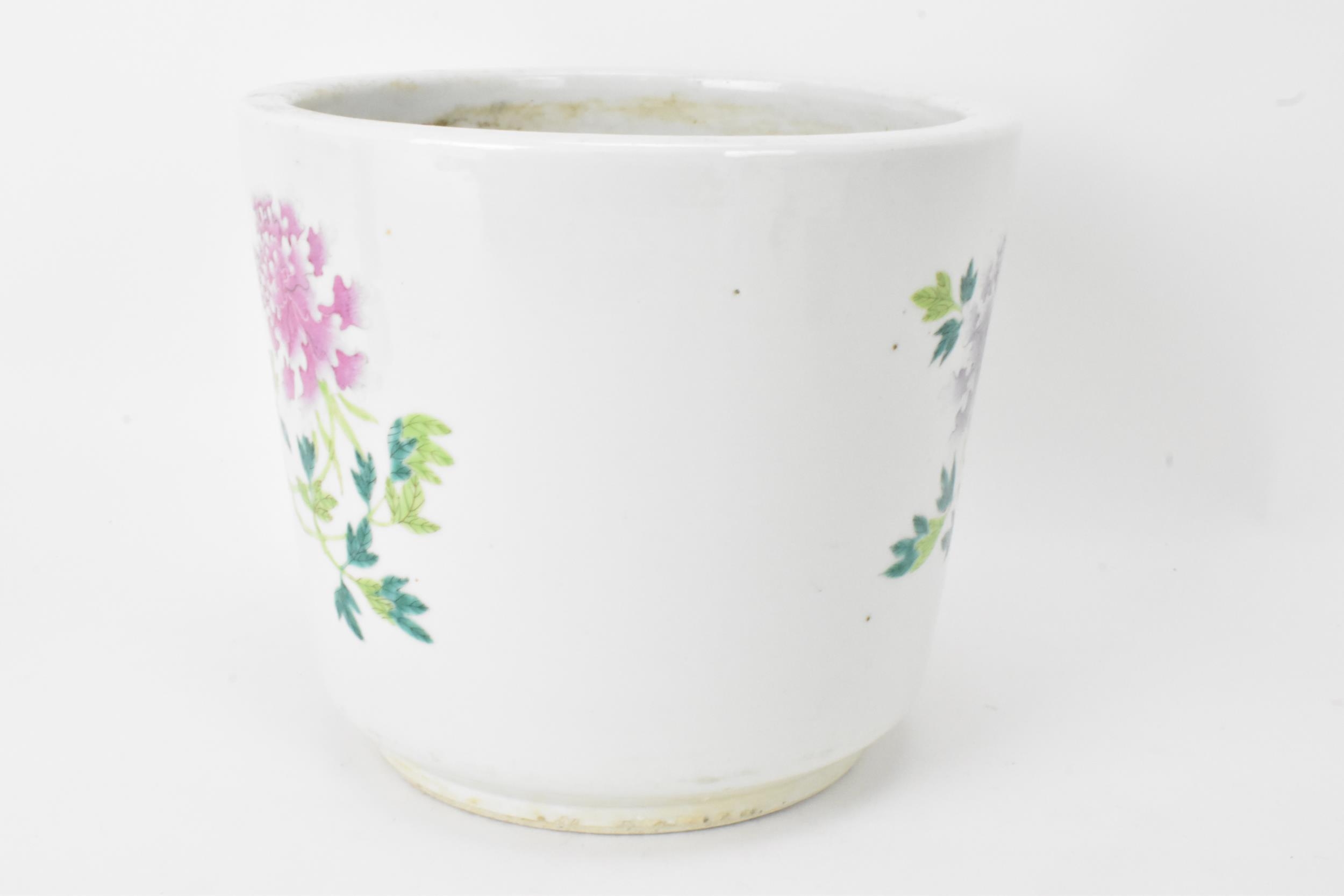 A Chinese late Qing dynasty porcelain Famille Rose planter, of cylindrical slightly tapering form - Image 3 of 6