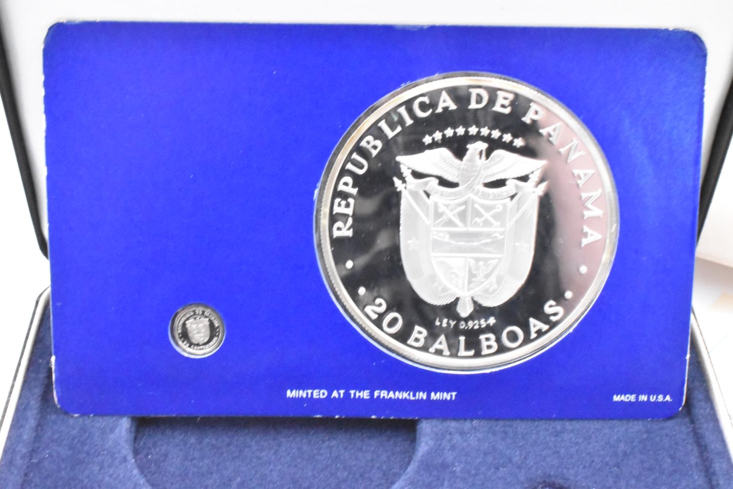 Republic of Panama - 1976 Coinage of Panama, comprising of Silver 20 Balboas depicting the - Image 3 of 3