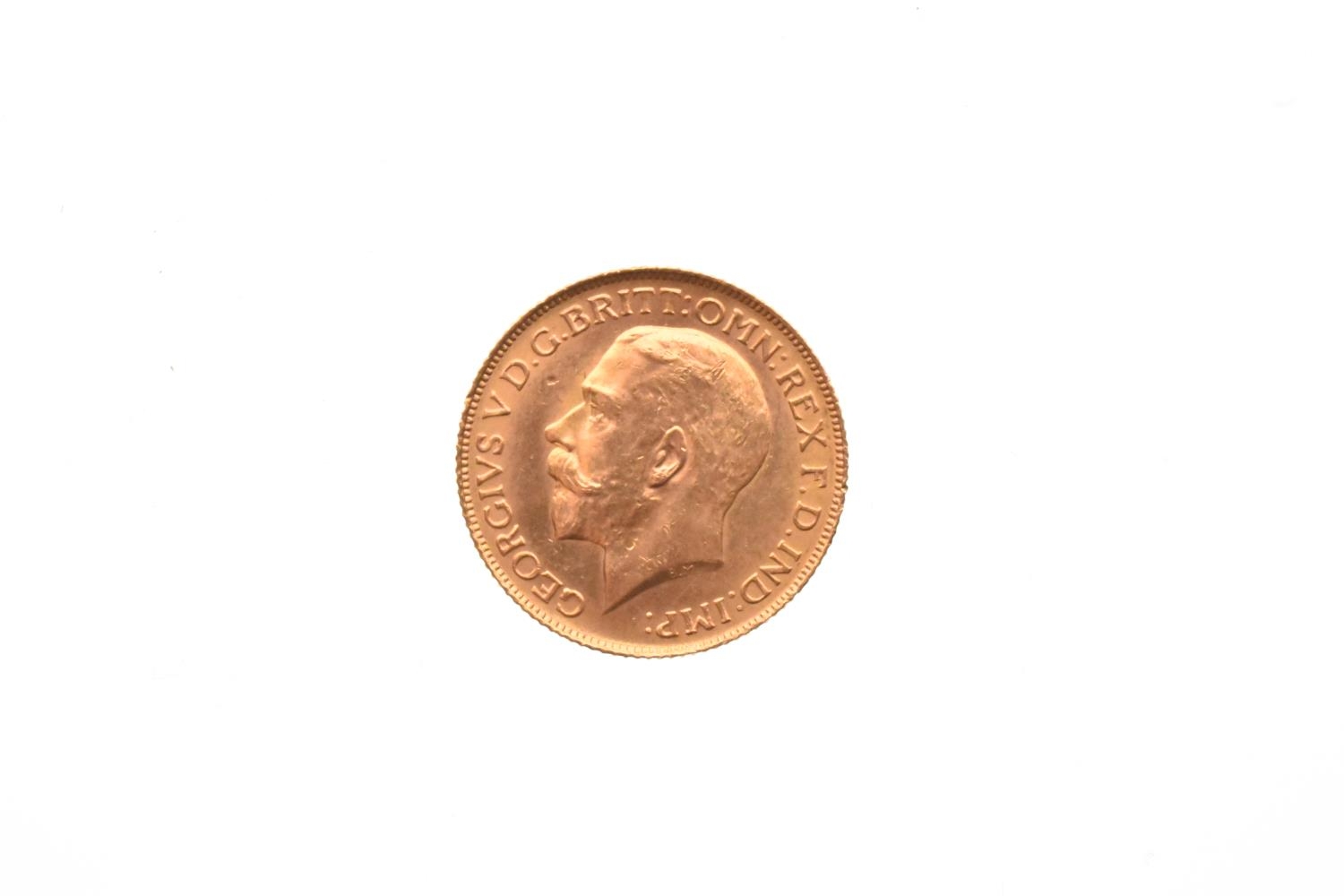United Kingdom - George V (1910-1936), Sovereign, dated 1925, London mint, - Image 2 of 2