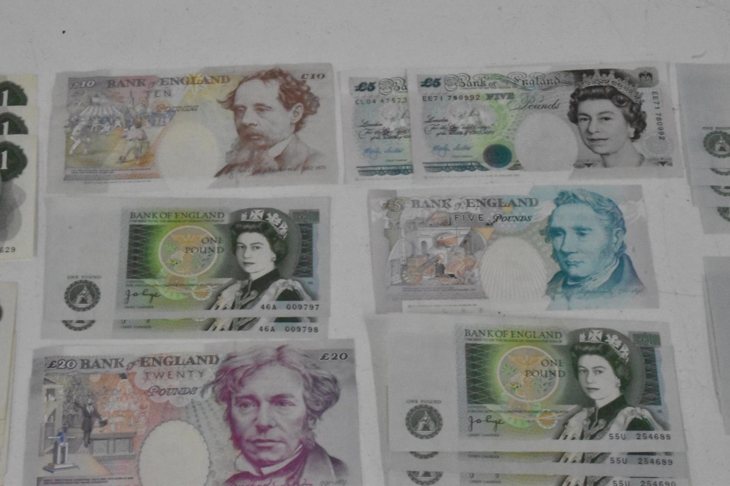 Banknotes - A large collection of mostly Elizabeth II banknotes to include batches running sequence, - Image 15 of 22