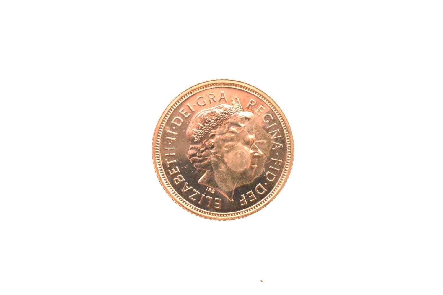 United Kingdom - Elizabeth II (1952-2022), Gold Half Sovereign, dated 2005, featuring the modern - Image 2 of 3