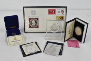 A mixed Collection of commemorative coins to include, Papua New Guinea Silver Jubilee Coin Cover,