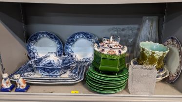Ceramics and glassware to include majolica green glazed leaf plates including two Wedgwood Sunflower