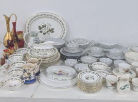 A mixed lot to include a Noritake part tea service, a Royal Worcester part dinner service and