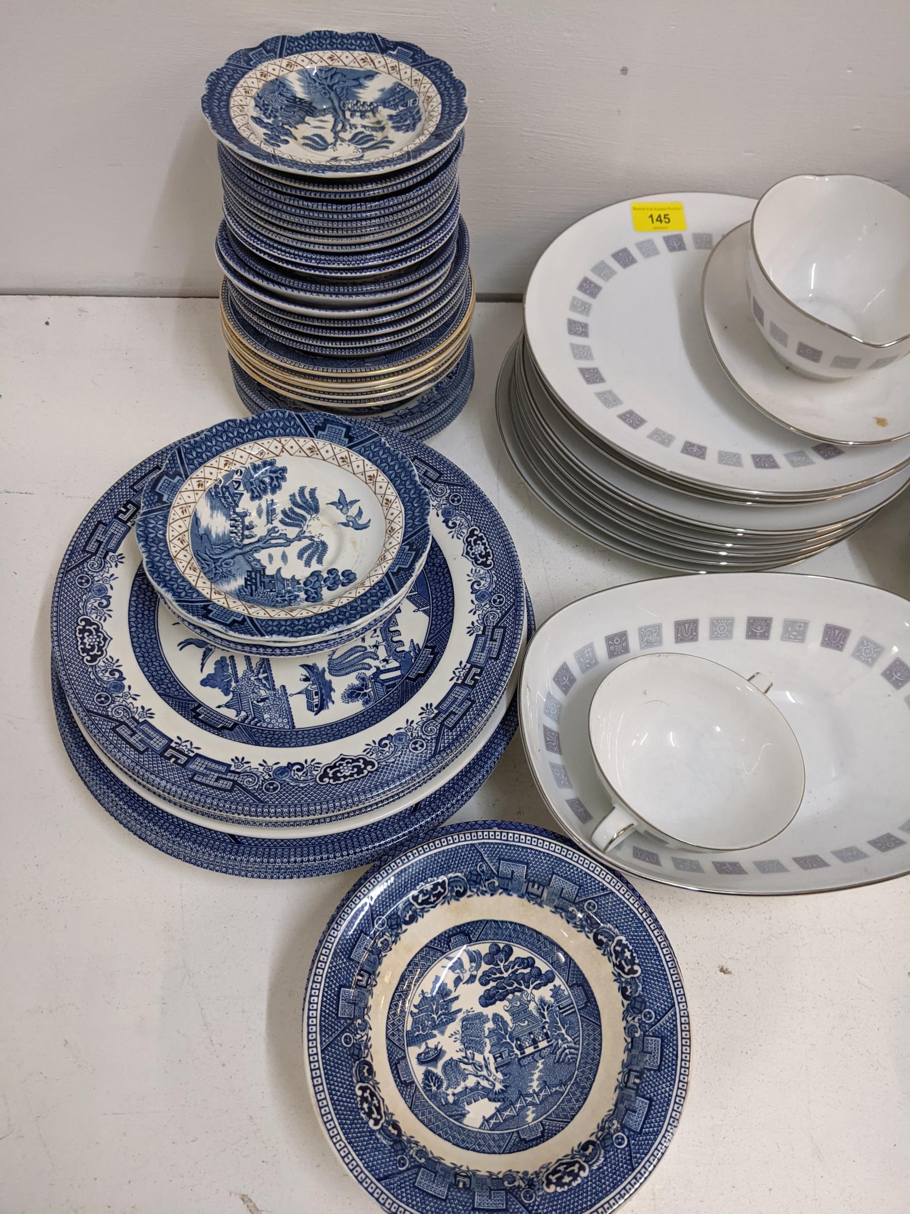 Ceramics to include a Noritake dinner service, Booths Willow pattern and other blue and white - Image 2 of 8