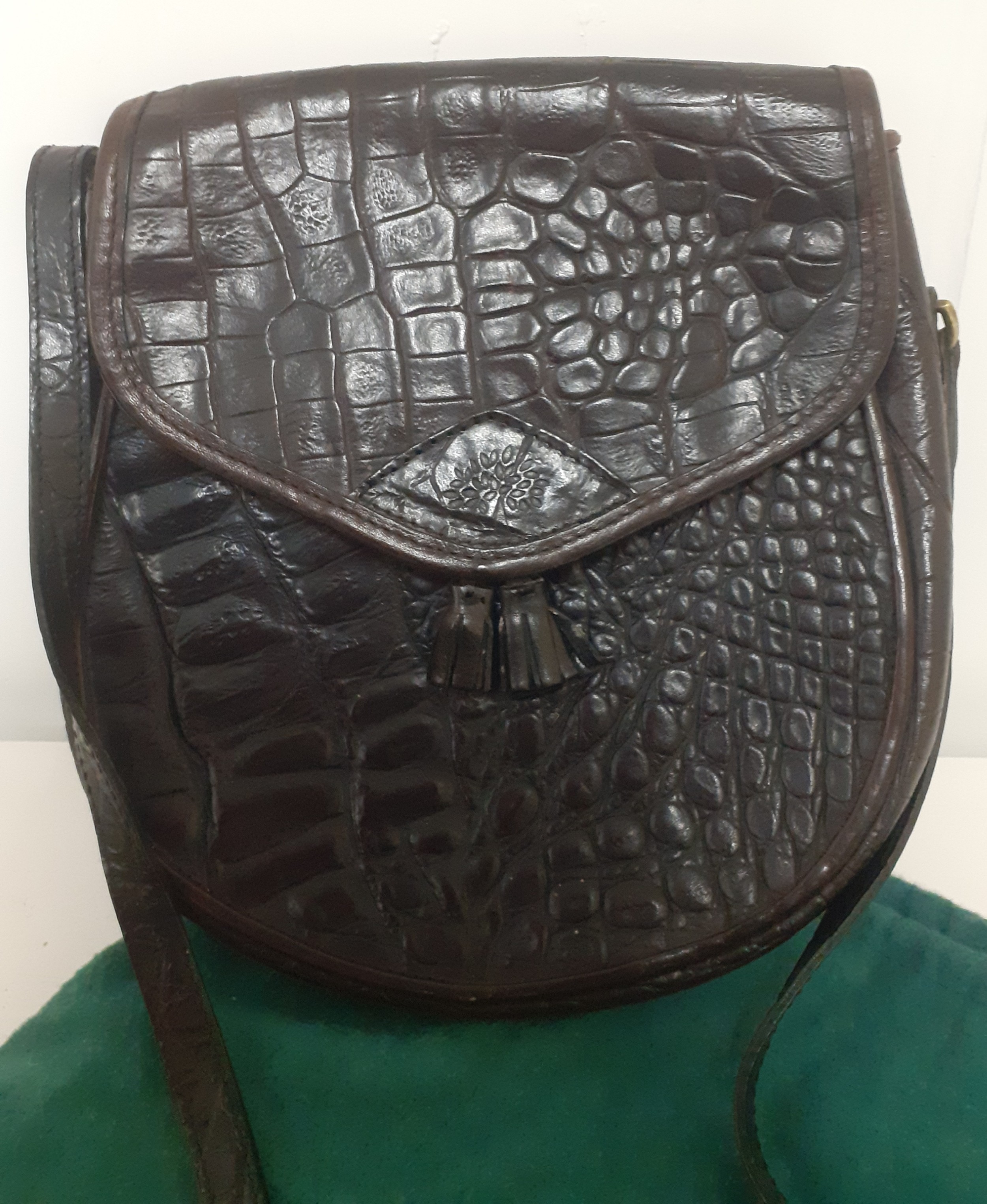 Mulberry- A late 20th Century dark brown leather sporran cross-over bag having a faux crocodile - Image 2 of 16