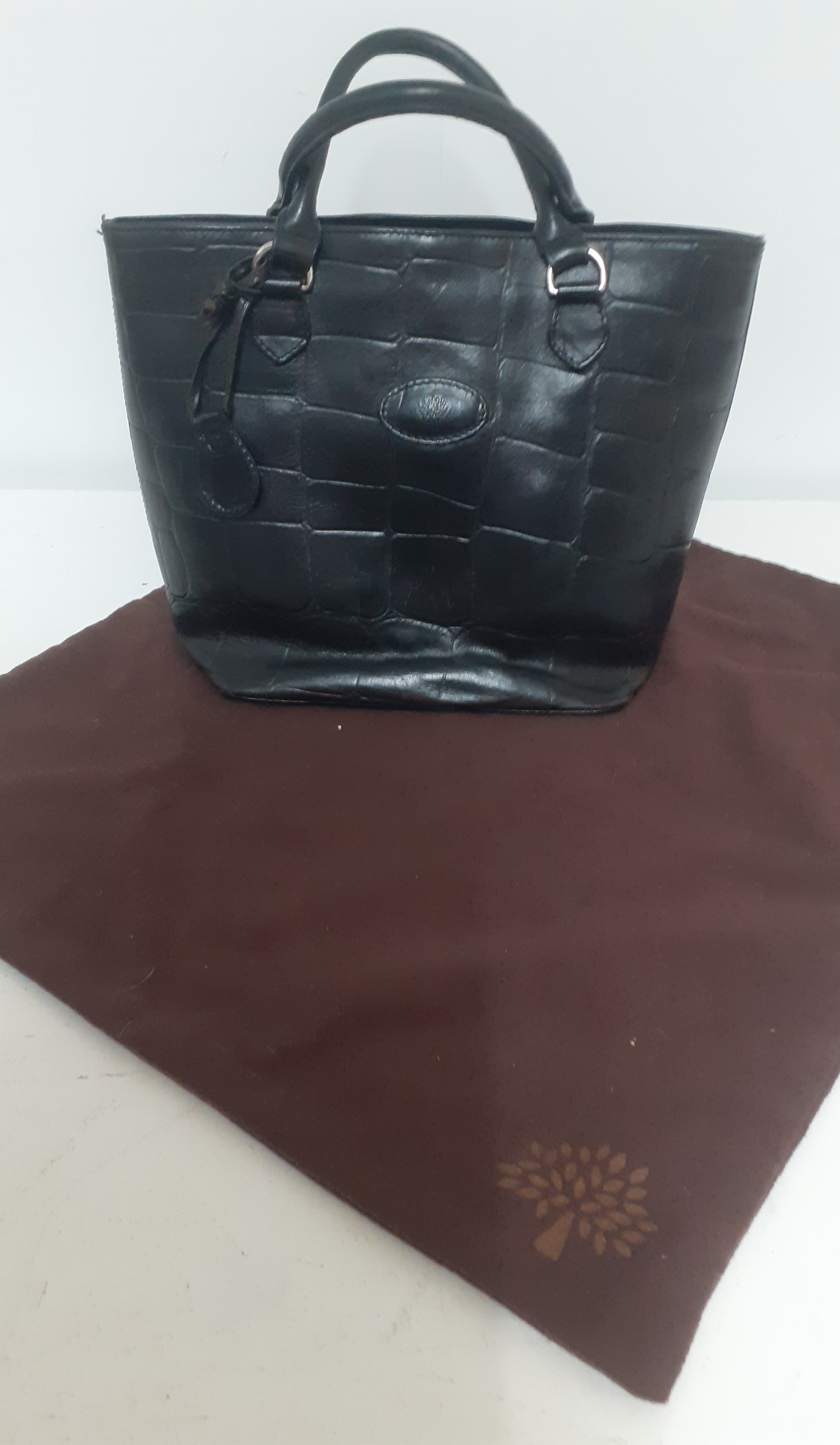 Mulberry- A black 'Helier' leather congo handbag having silver tone hardware, serial number to - Image 4 of 10