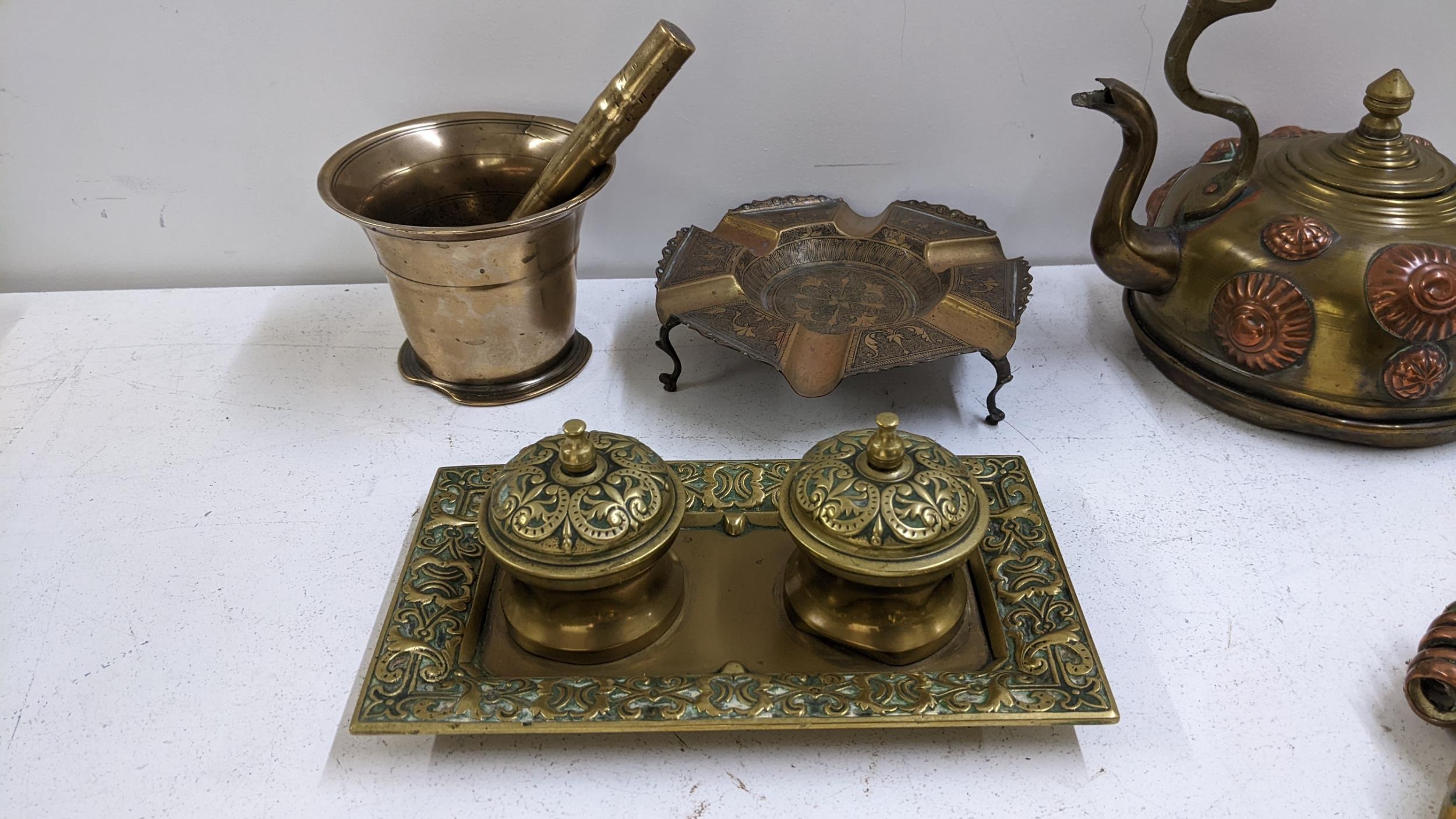 Mixed metalware to include an 18th century bronze pestle and mortar, a Tibetan brass and copper - Image 4 of 4
