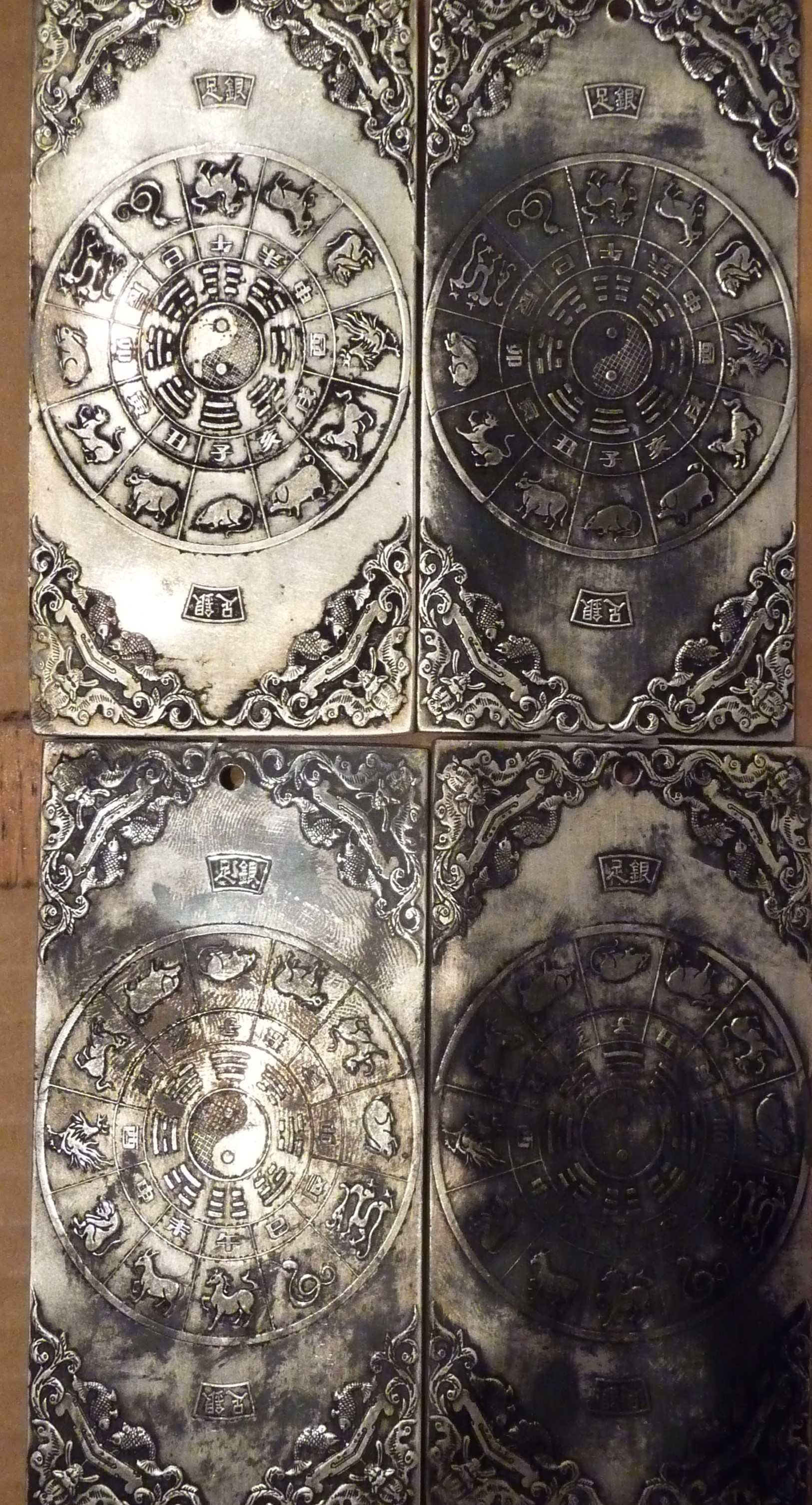 Nine American themed belt buckles with 4 Chinese silver good luck Thanka Amulet bars together with a - Image 4 of 6