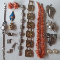 A small quantity of vintage jewellery and 2 watches to include a silver tone and marcasite