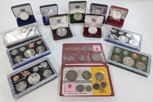 Coins of New Zealand - A collection of Proof and other Coins and sets to include, 1970's year sets