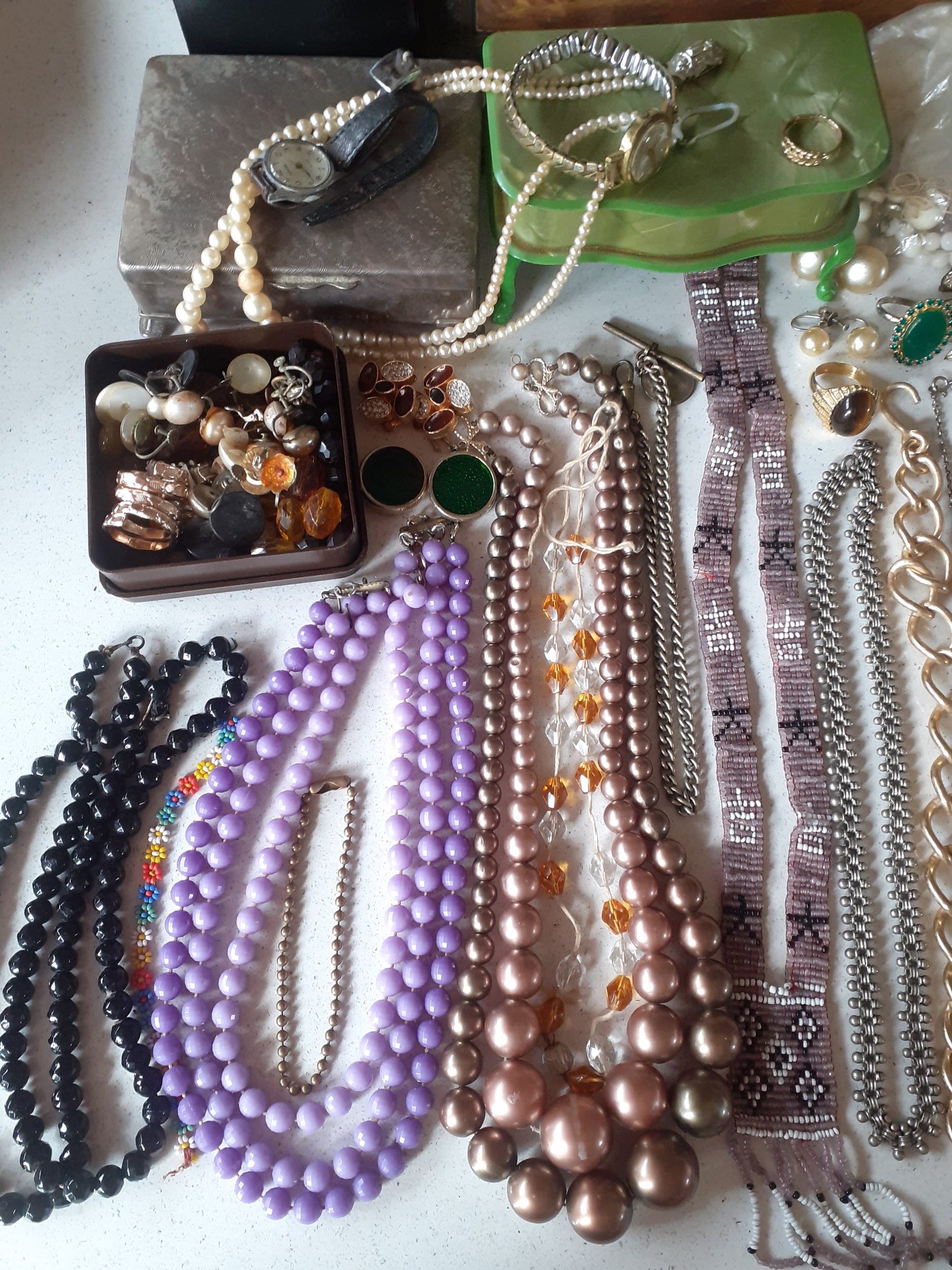 Mixed vintage costume jewellery, mainly mid 20th Century necklaces and brooches to include a long - Image 2 of 10