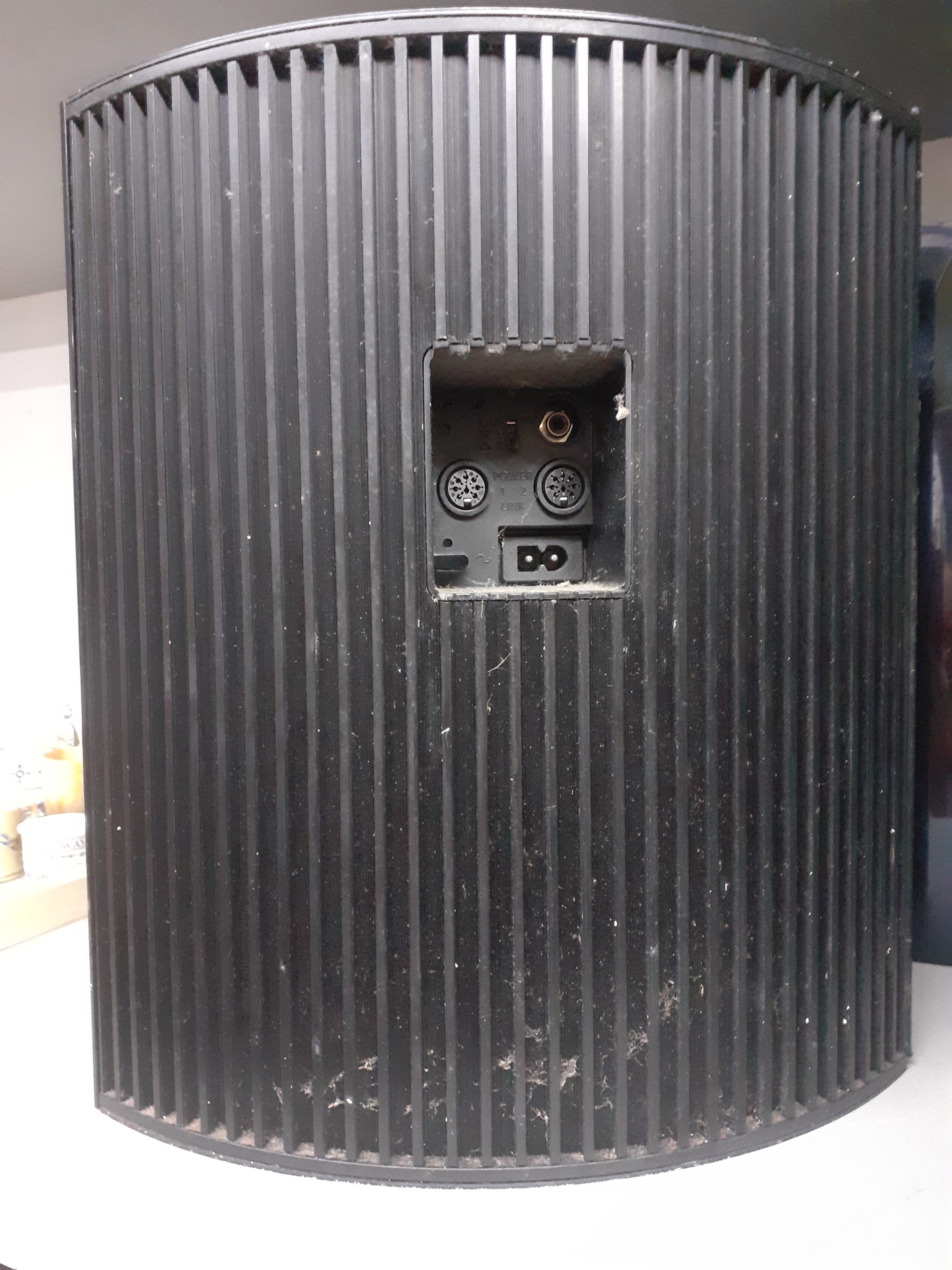 Four black Bang & Olufsen Beolab 4000 speakers A/F, no leads. Location:G - Image 3 of 3