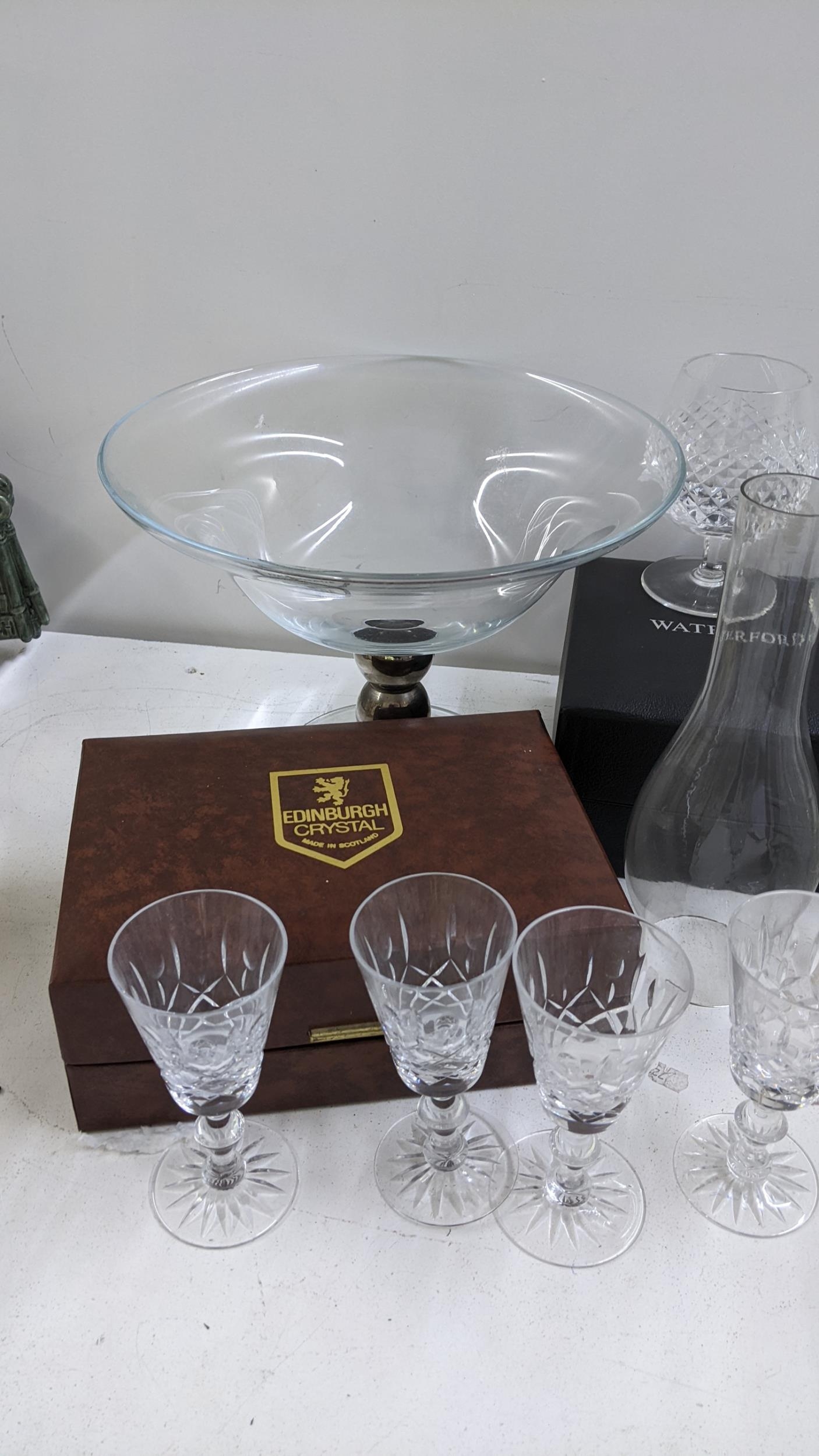 Mixed glassware to include a pair of boxed Waterford brandy glass, a Murano millefiori twin - Image 7 of 7