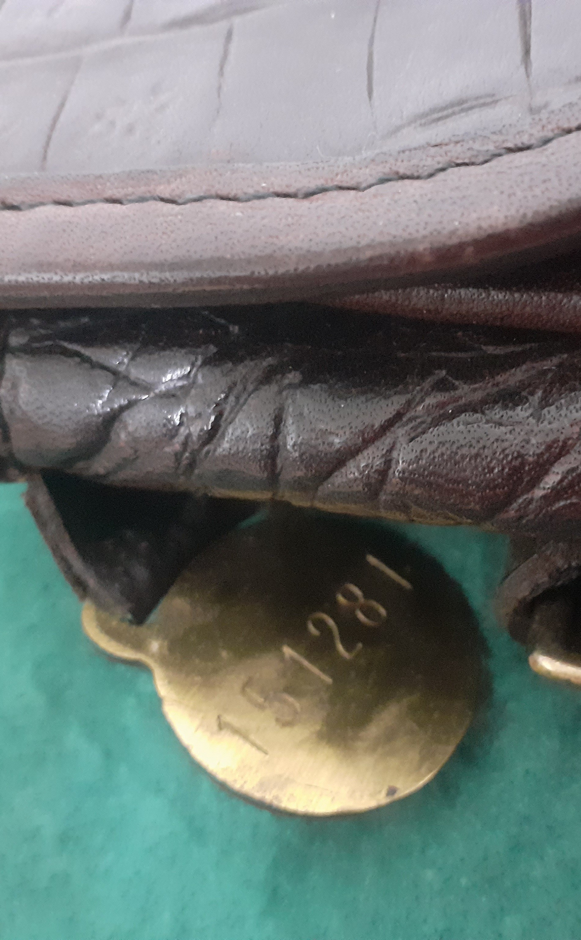 Mulberry- A late 20th Century dark brown leather sporran cross-over bag having a faux crocodile - Image 7 of 16