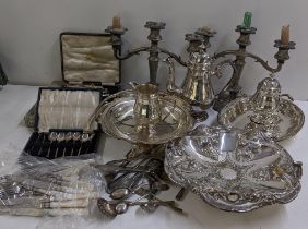 Mixed silver plate to include a tea pot, loose cutlery, embossed basket and other items Location: If