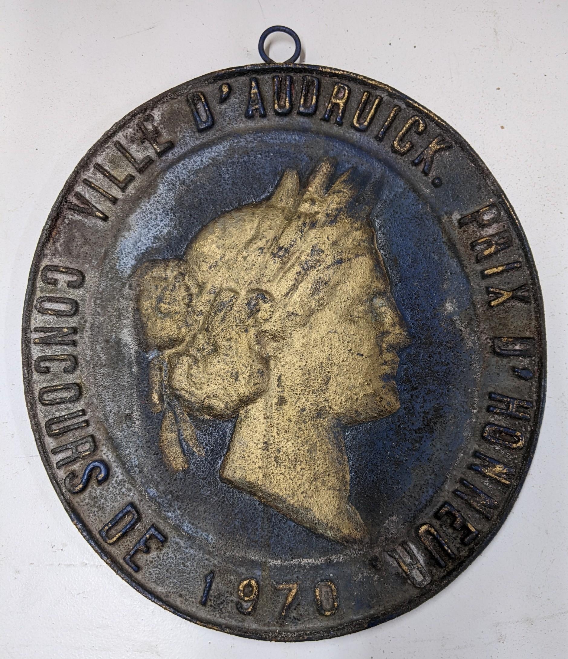 A painted cast iron plaque Ville d' Audrick Prix d'Honneur concours de 1970 and a reproduction - Image 2 of 3