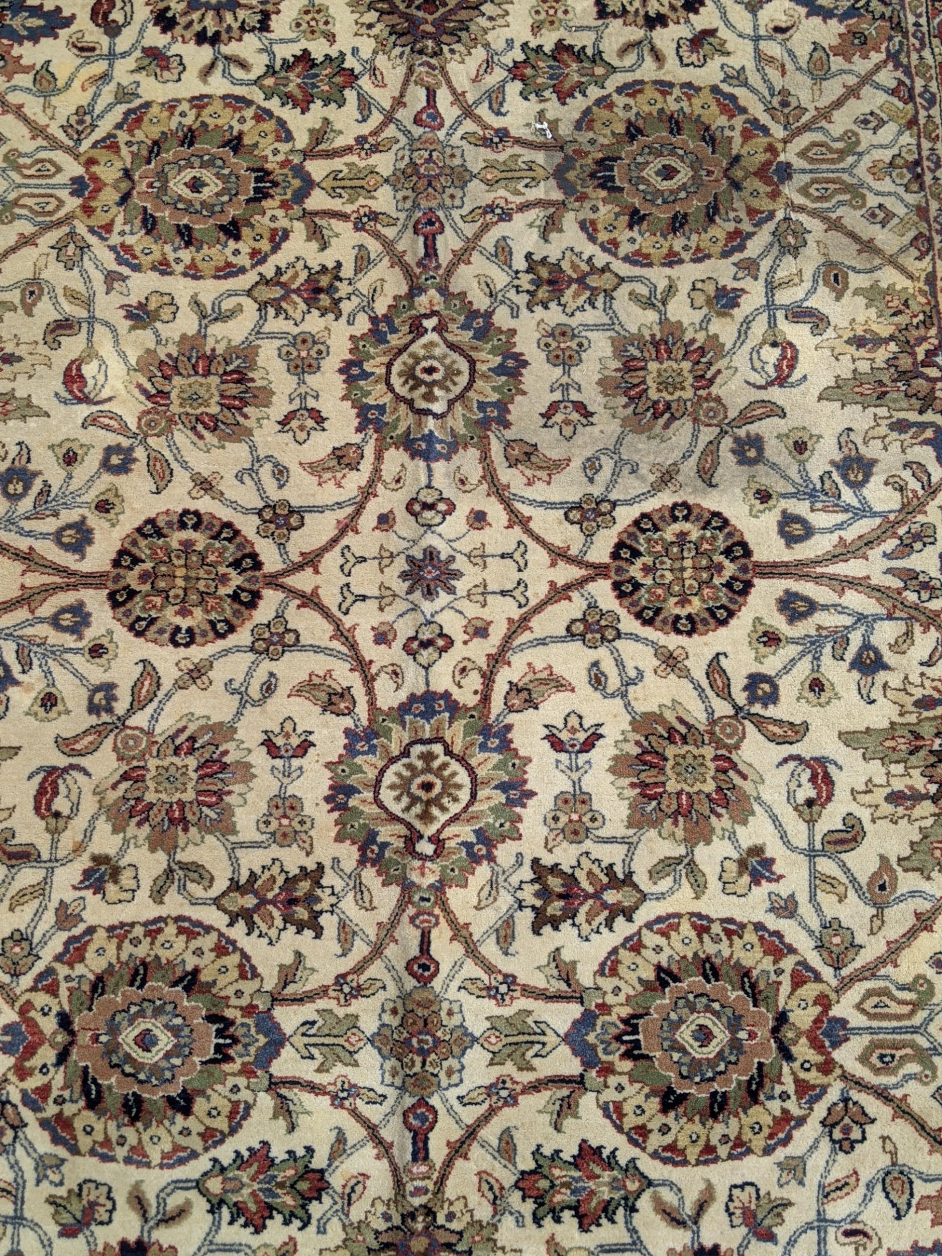 An antique Sharaen rug decorated symmetrically with four large medallions and four smaller ones on a - Image 2 of 9
