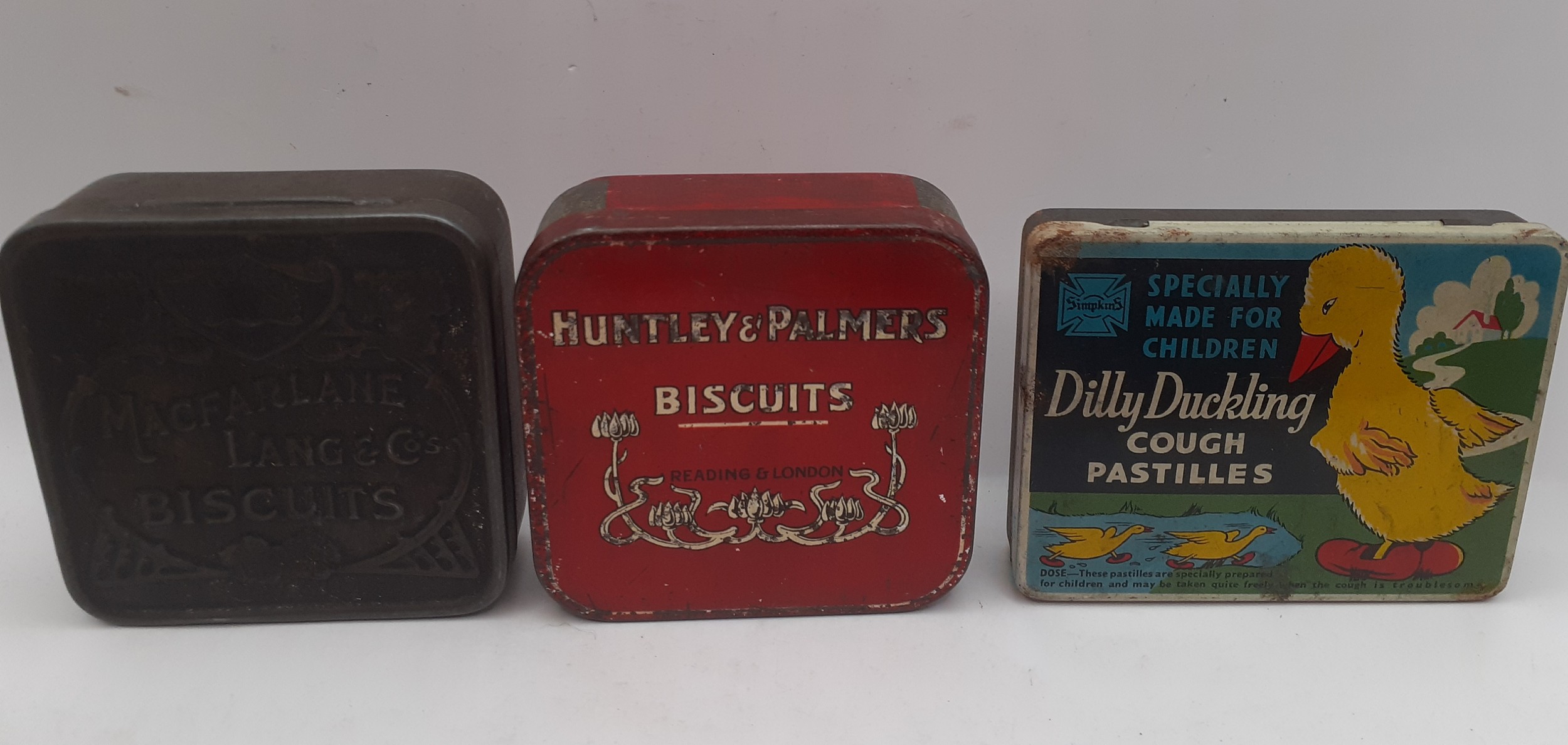 A group of vintage tins and boxes to include an early 20th Century S.Maw, London tartan covered - Image 4 of 4