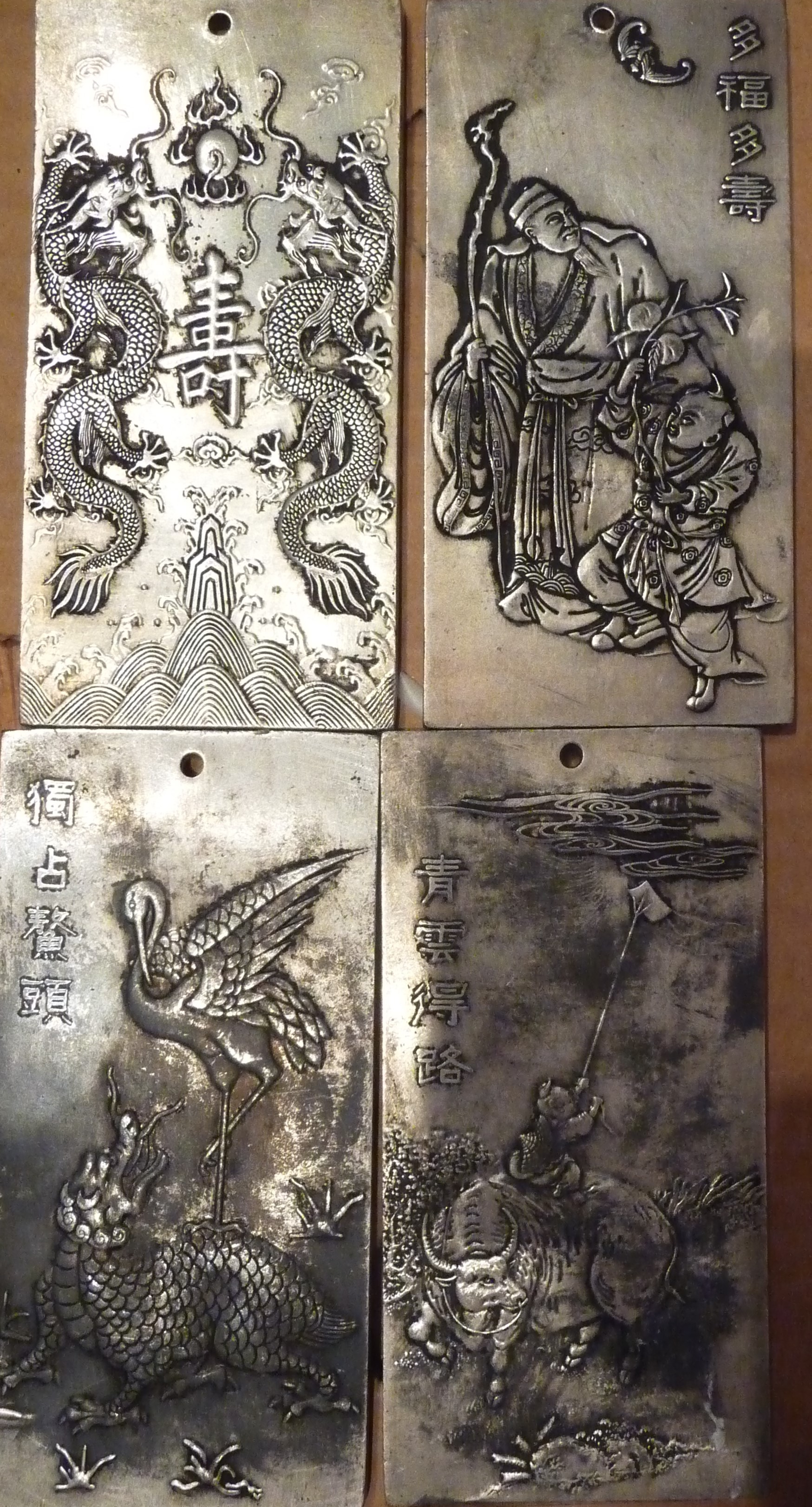 Nine American themed belt buckles with 4 Chinese silver good luck Thanka Amulet bars together with a - Image 3 of 6