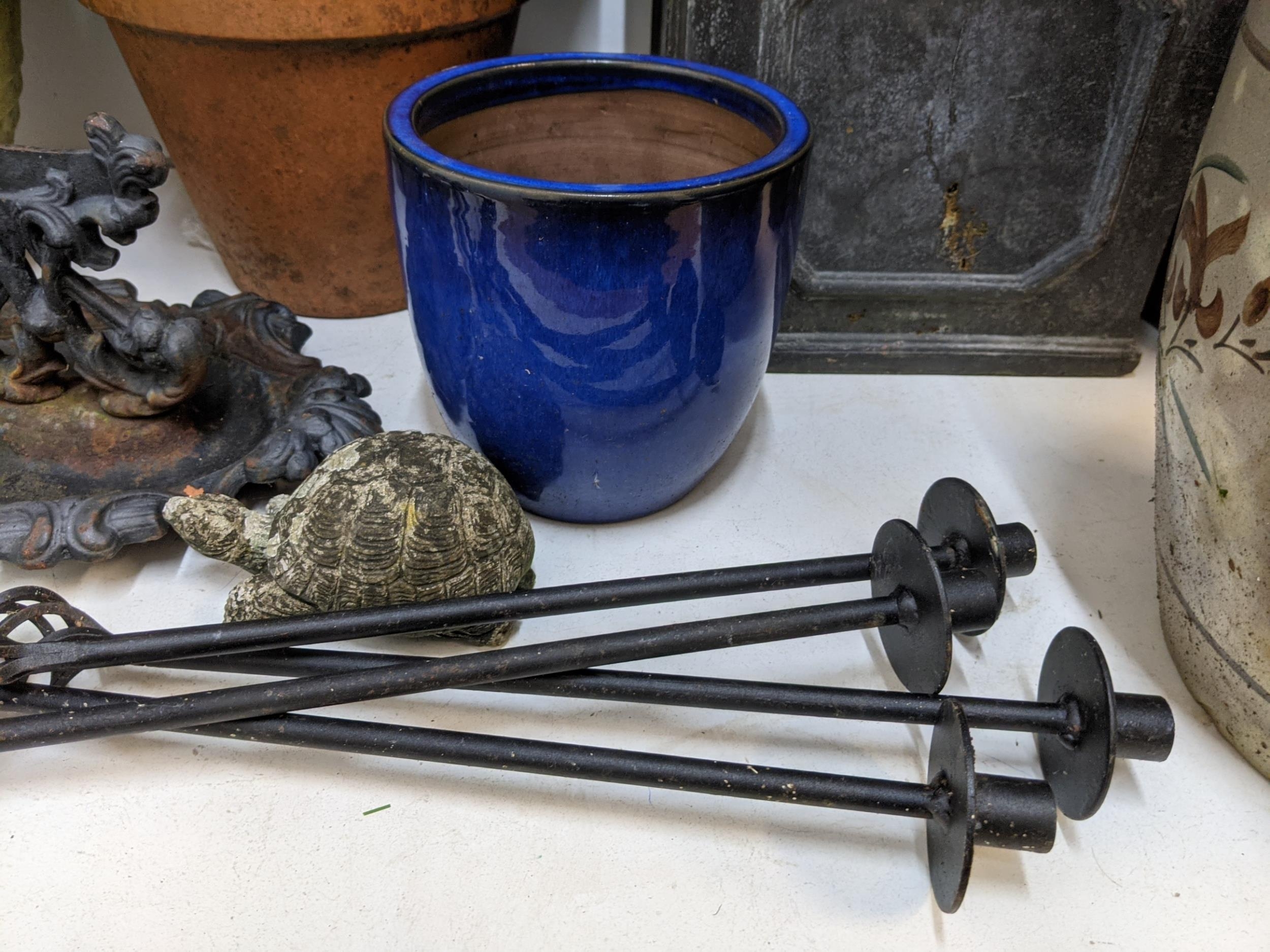 Garden related items to include pots, garden ornaments, a boot scraper, an unused hose, wooden - Image 5 of 9