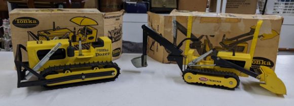 A Mighty Tonka Bulldozer No.3906 and Tonka Trencher No.2536, both with original boxes A/F