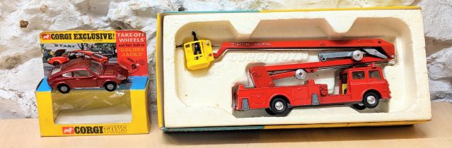 Corgi Toys - A corgi toys Major Simon Snorkel Fire engine 1127 and a Corgi Exclusive mini Marcos