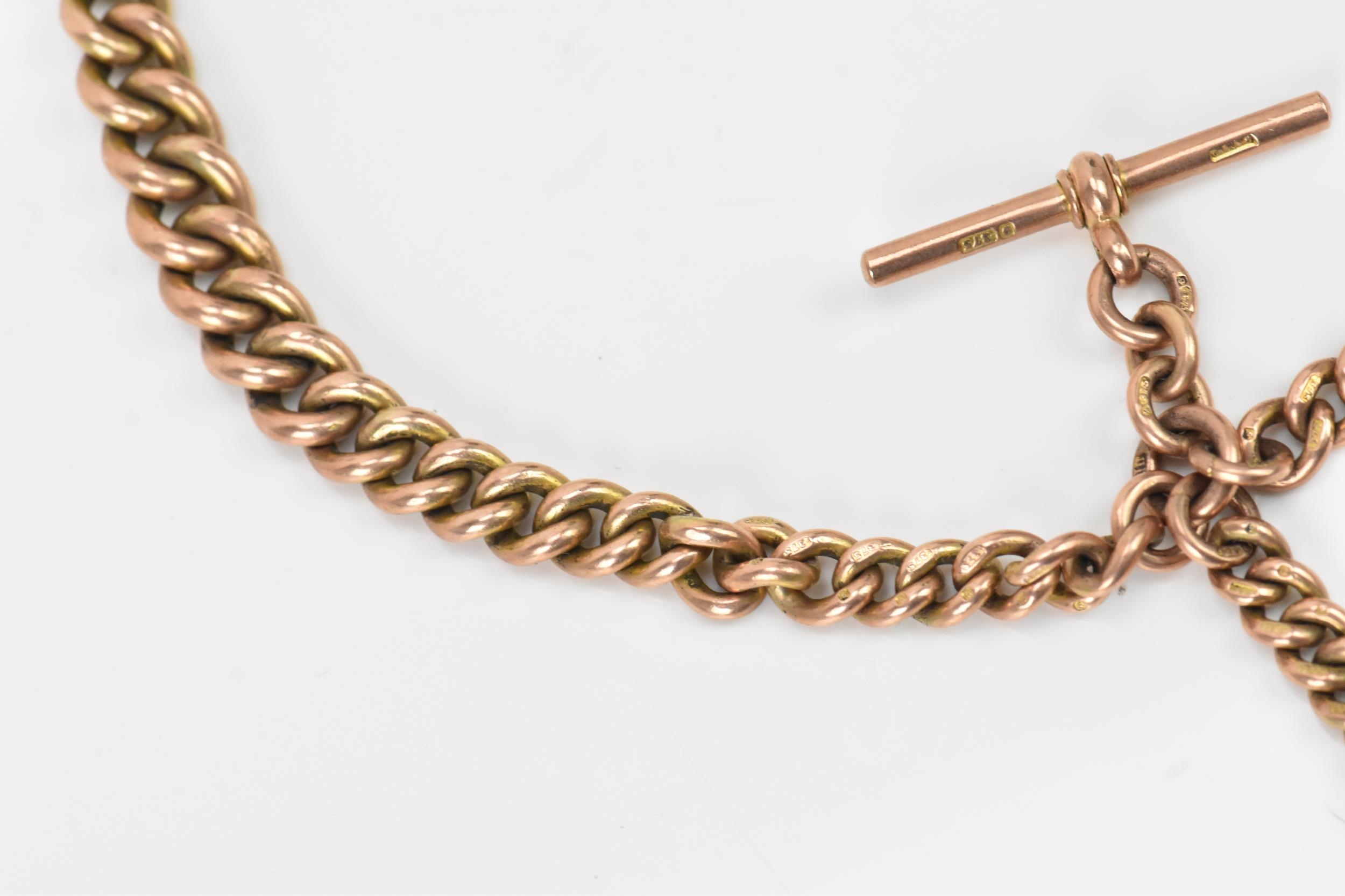 A 9ct rose gold Albert pocket watch chain, having graduating links, 9ct gold T-bar, two 9ct gold dog - Bild 7 aus 8