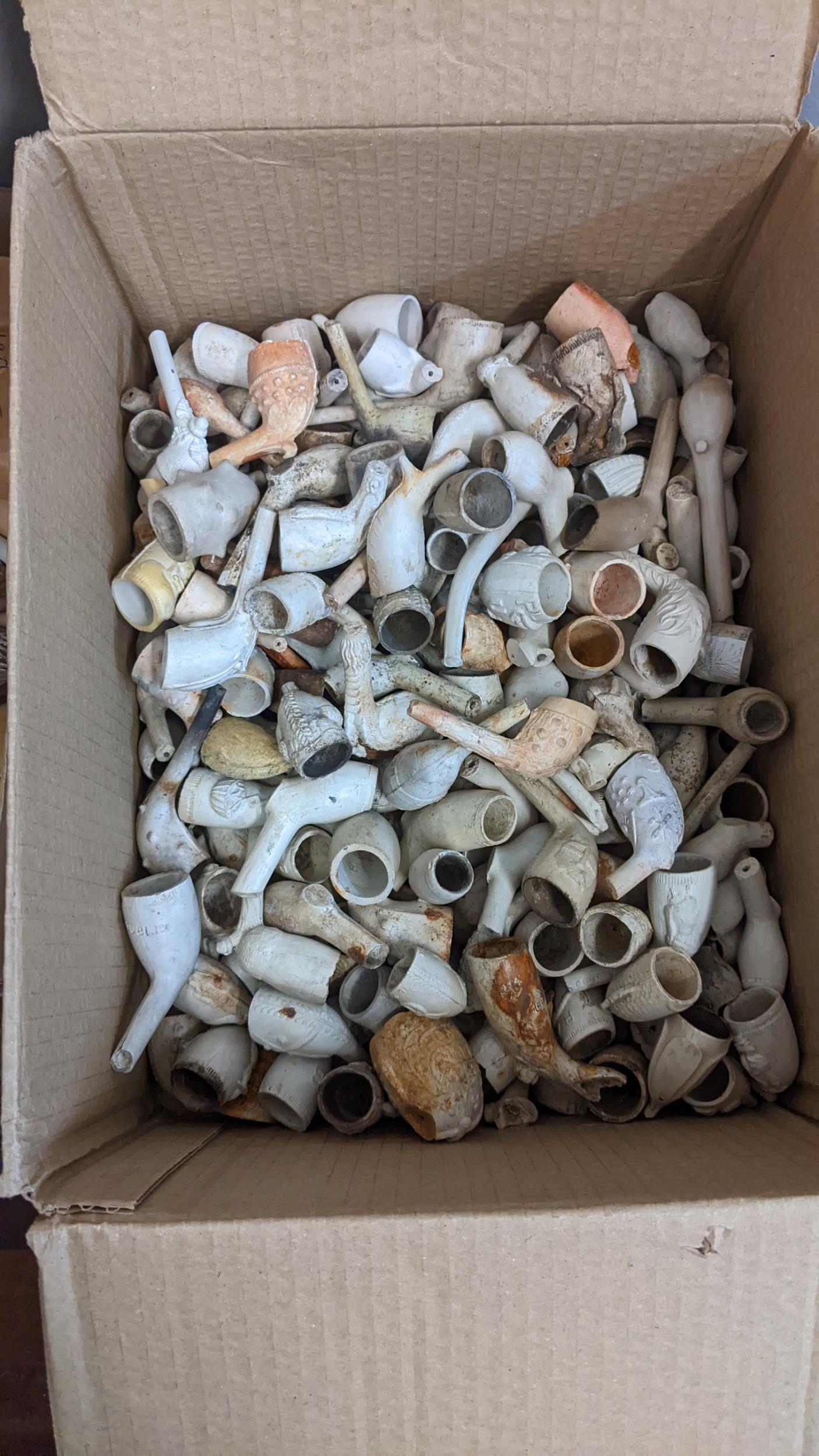 A large collection of clay pipes, some fashioned into heads Location: If there is no condition - Image 4 of 5