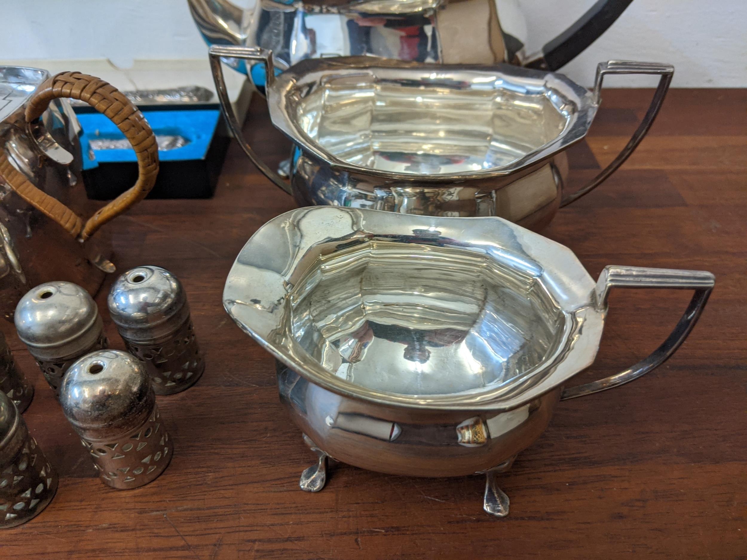 Silver plate and EPNS tableware to include teapots, salts, a wine/bottle coaster and other items - Image 8 of 10