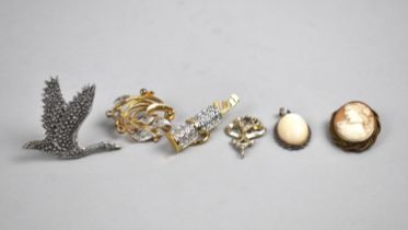 A Collection of Various Brooches to include Cameo Example, Bird, Golfing Clubs in Caddy