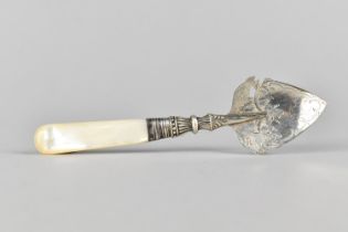 An Edwardian Silver and Mother of Pearl Handled Butter Spade with Shaped Pierced Bowl