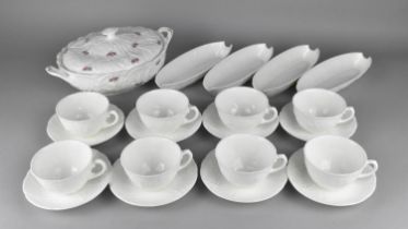 A Coalport Countryware Tea Set to Comprise Eight Cups and Eight Saucers together with Four Dishes