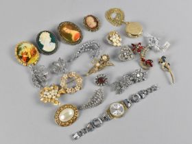 A Collection of Various Mid 20th Century and Later Brooches