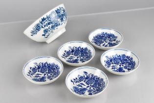 A Set of Five 18th Century Worcester Blue and White Fence Pattern Dishes 11cm Diameter Together with