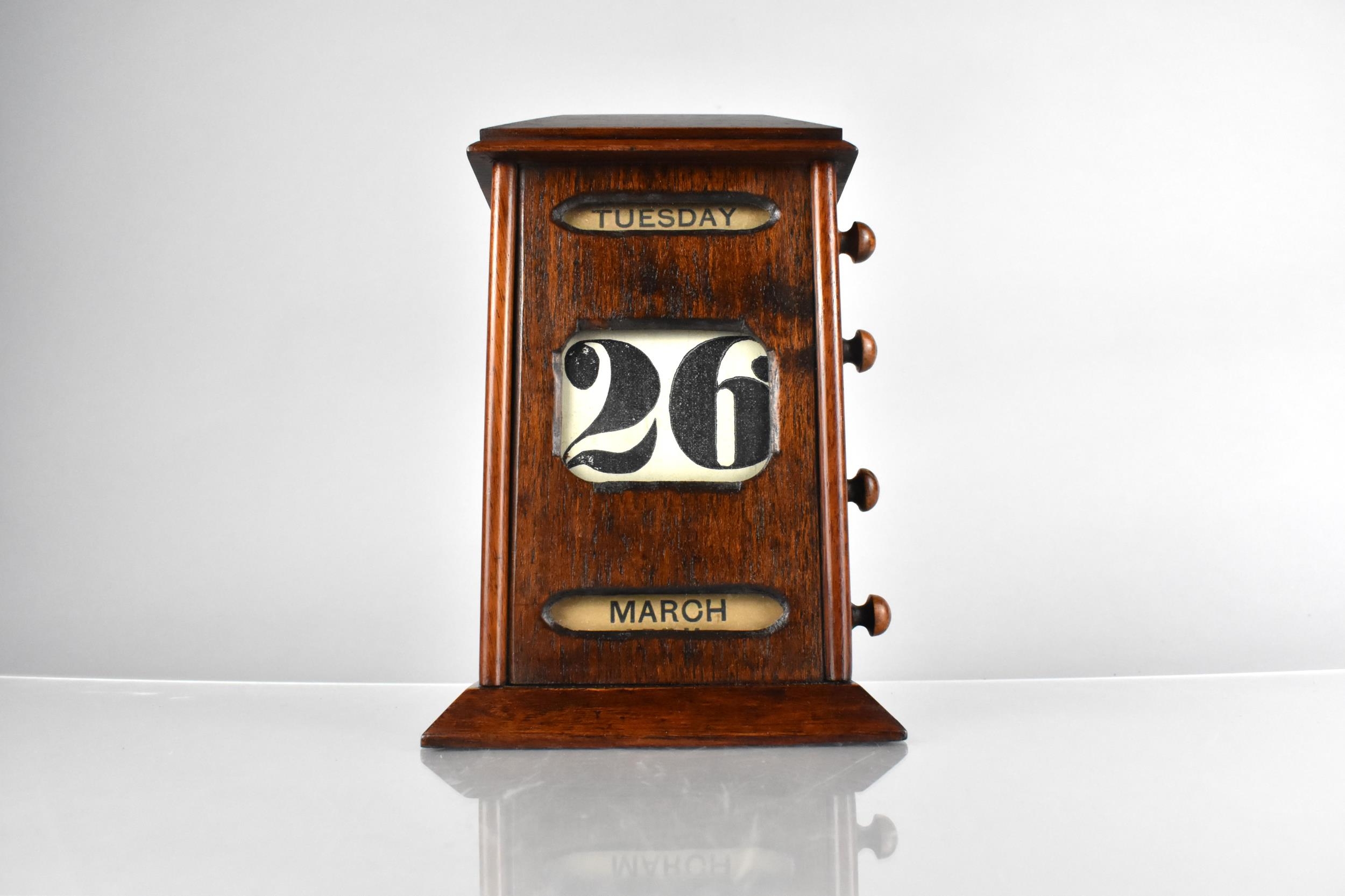 An Edwardian Oak Desktop Perpetual Calendar with Day, Date and Month, 21cm High - Image 3 of 3