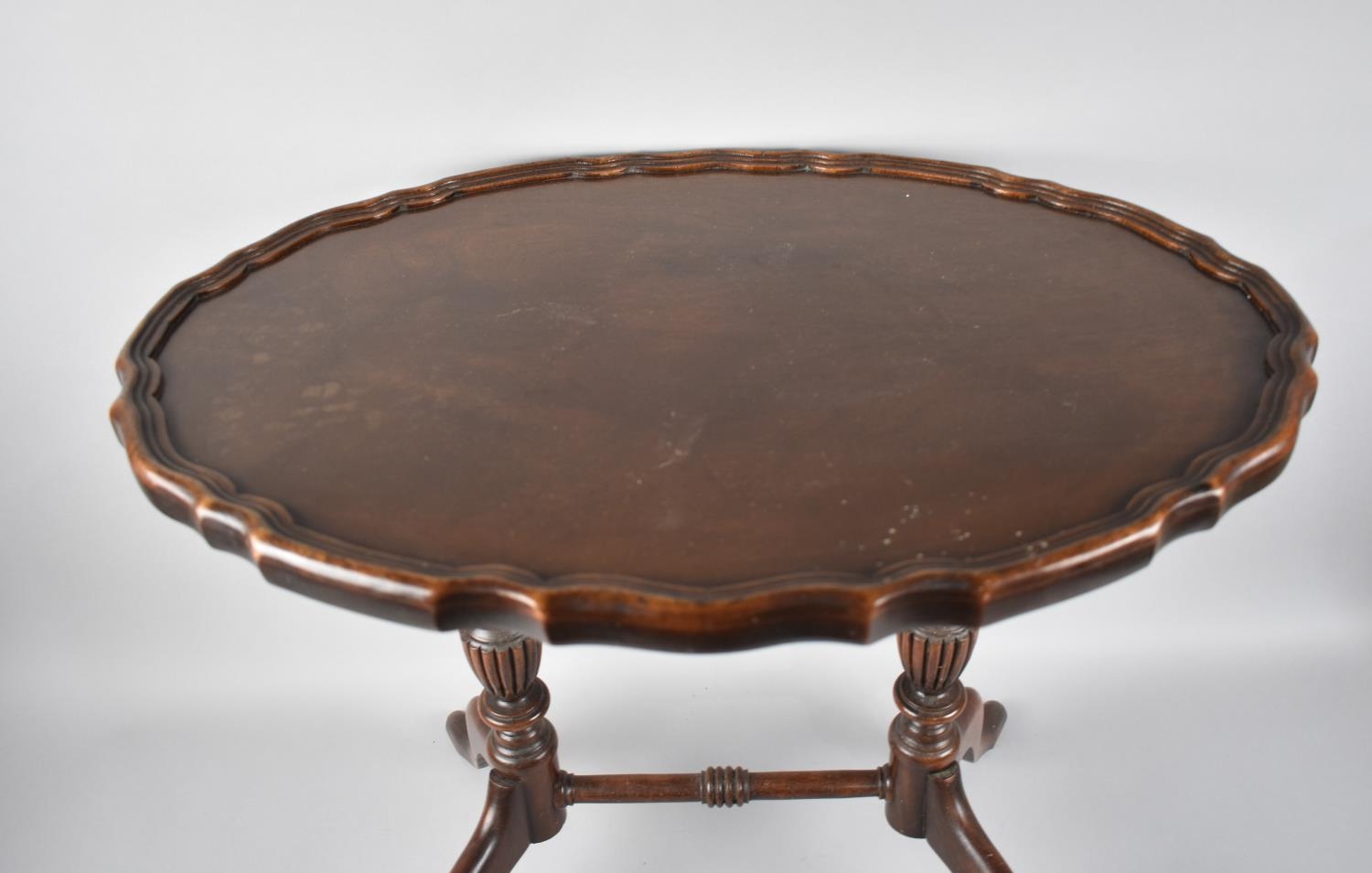 A Mahogany Twin Pedestal Oval Topped Coffee Table, 60cm Wide and 43cm Deep - Image 2 of 2