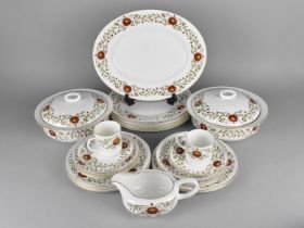 A Wedgwood Susie Cooper Mariposa Service to Comprise Oval Platter, Five Dinner Plates, Two Lidded