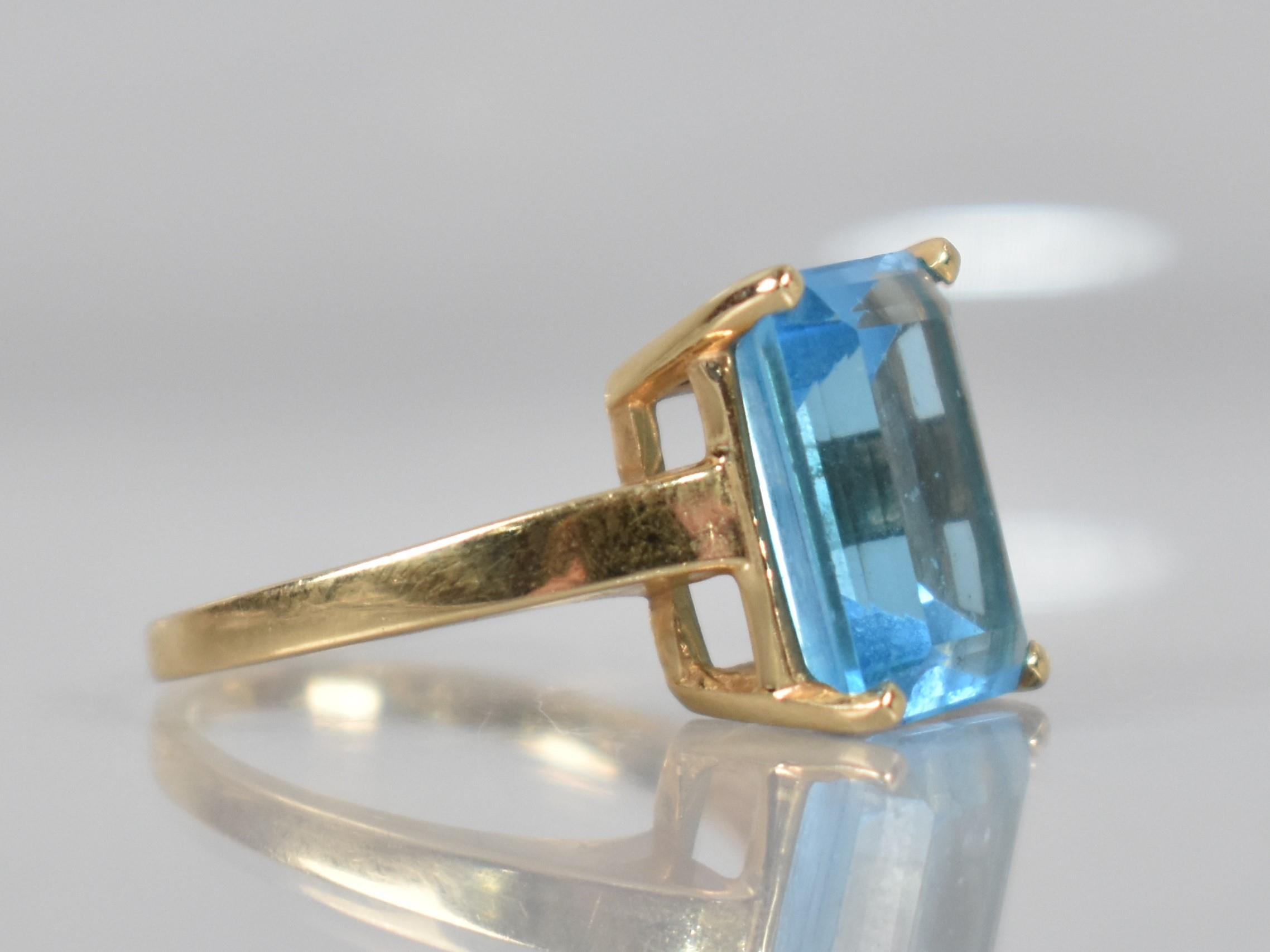 A 14ct Gold Mounted Blue Stone Ring, Testing as Sapphire, Emerald Cut Measuring 13.9mm by 9.7mm - Image 2 of 3